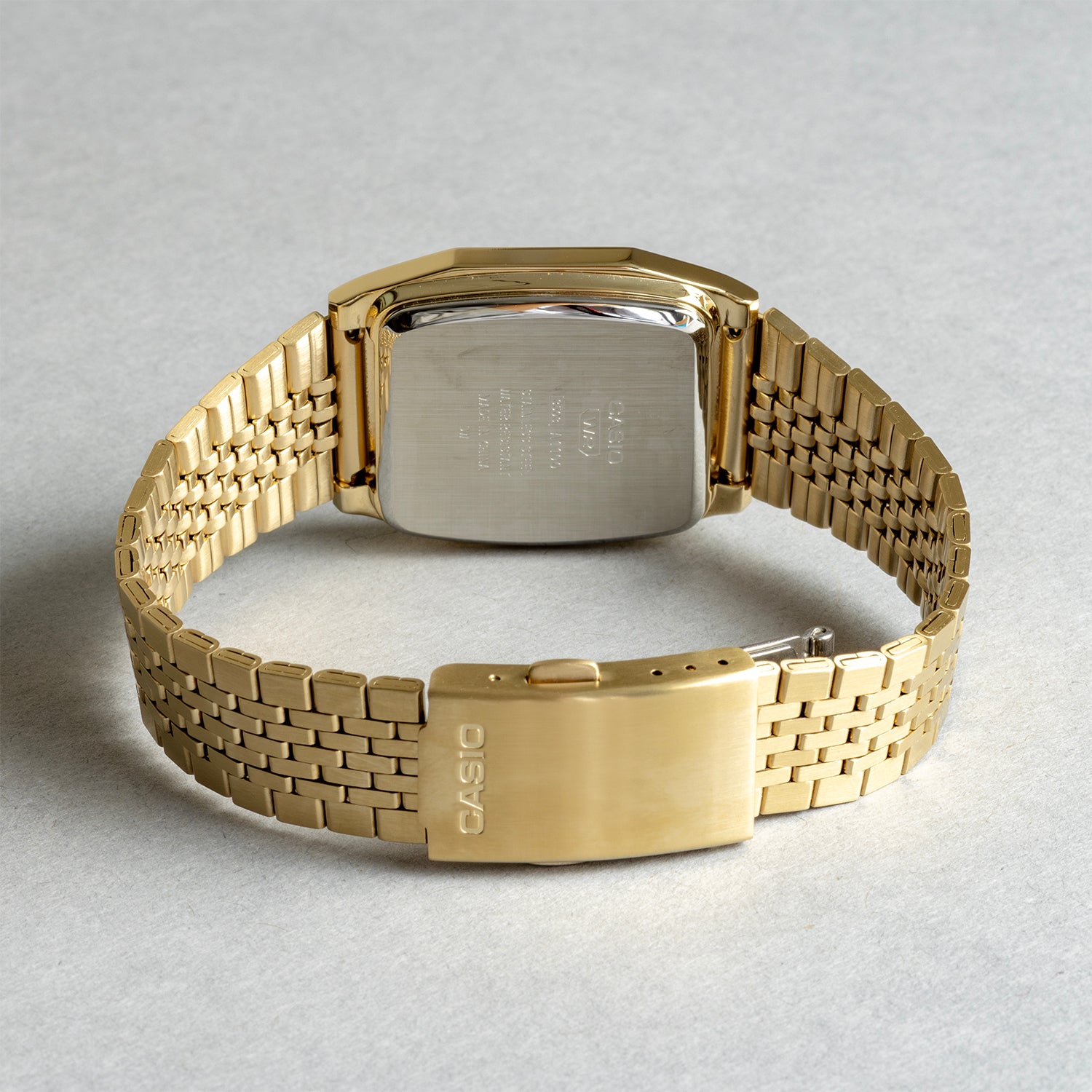 CASIO カシオ A1100G-5 ゴールド ブラック文字盤 デジタル ユニセックス 腕時計