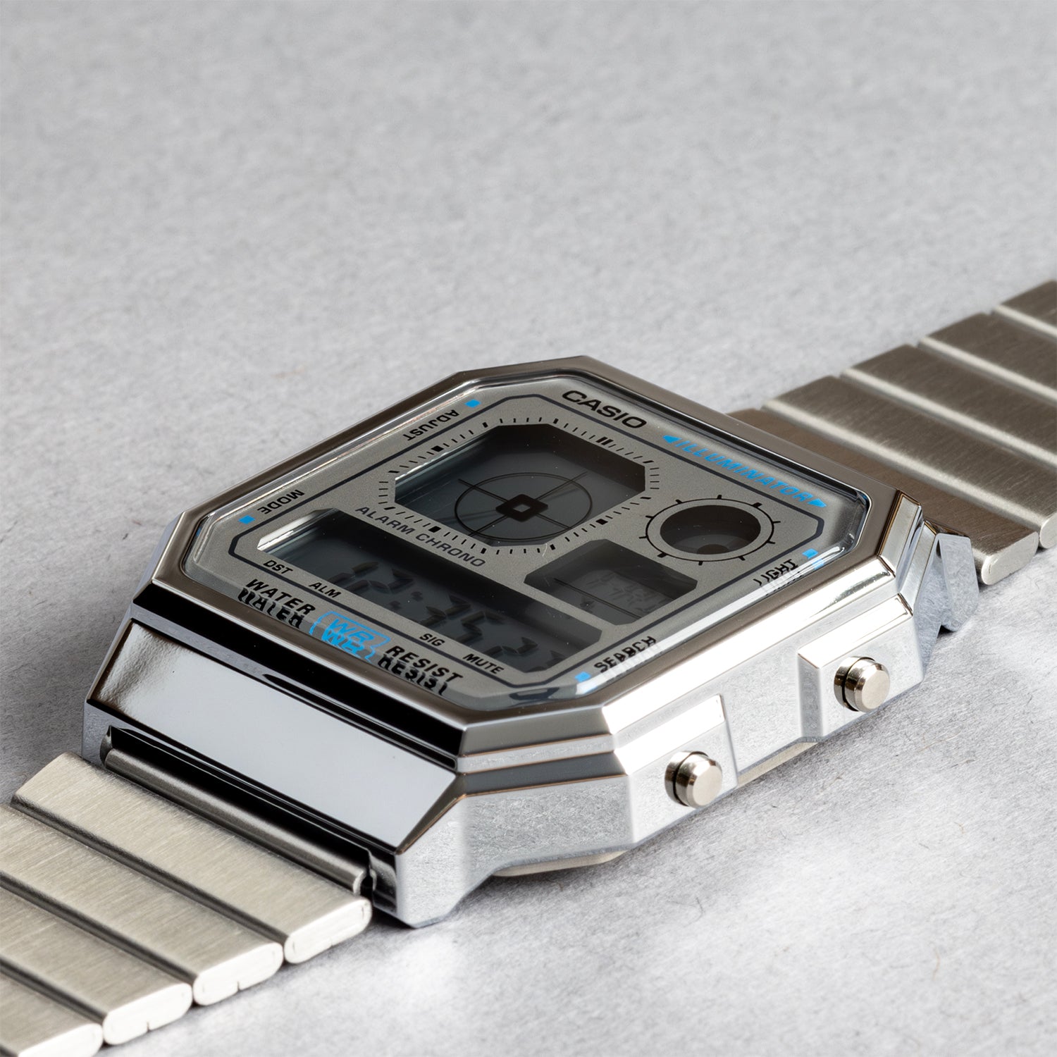 CASIO カシオ A130WE-7A シルバー シルバー文字盤 デジタル メンズ 腕時計 斜め