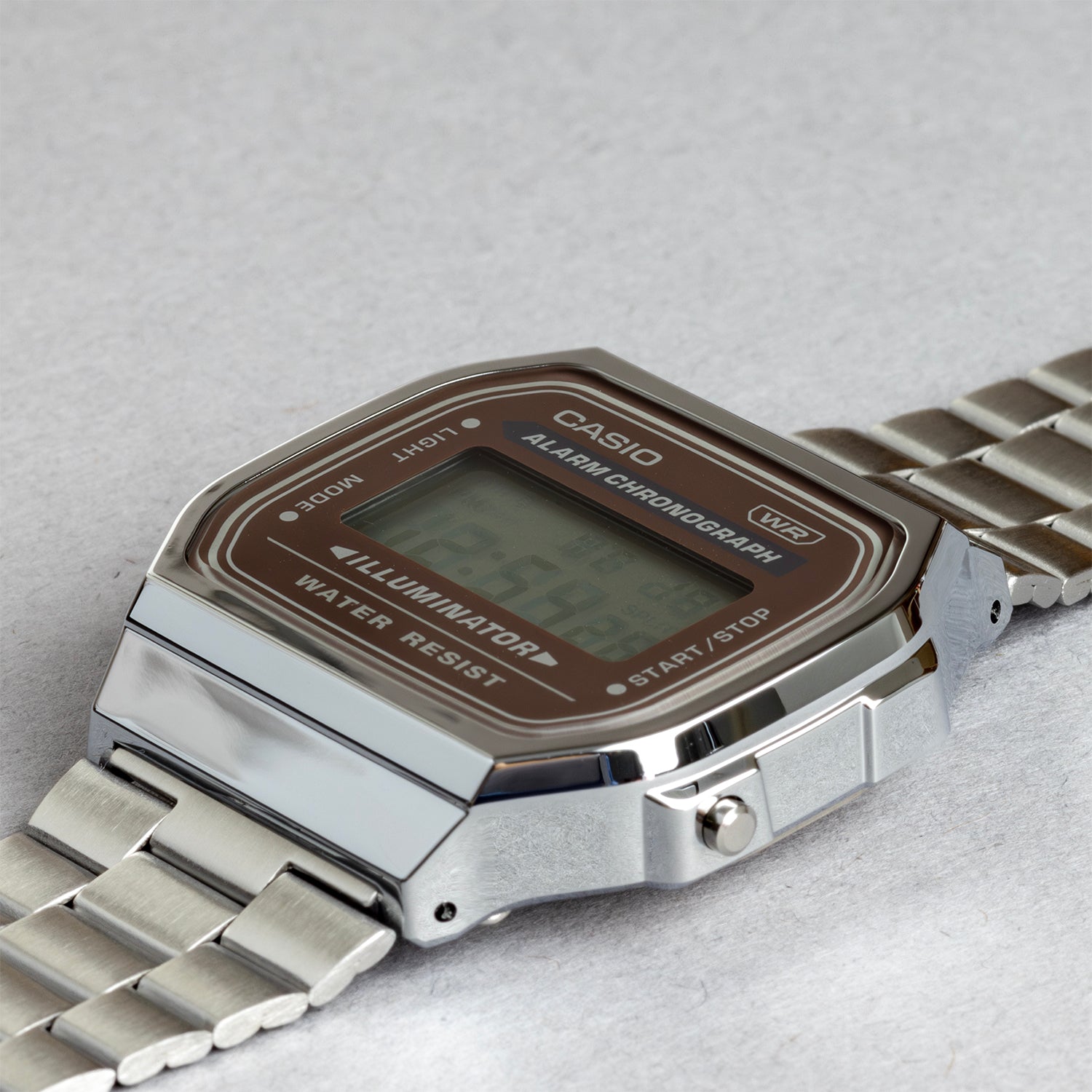 CASIO カシオ A168WA-5A シルバー ブラウン文字盤 デジタル メンズ 腕時計 斜め