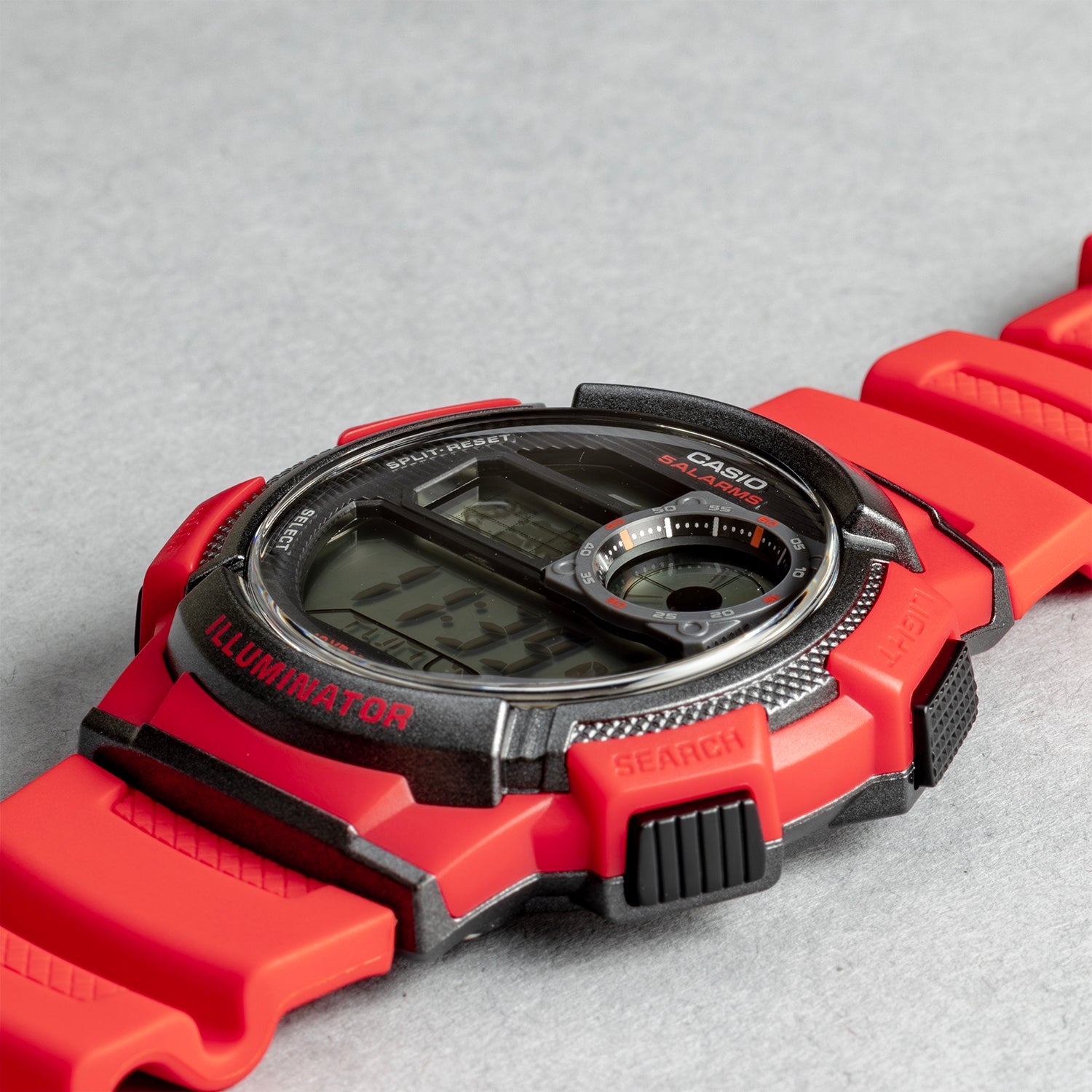 CASIO カシオ AE-1000W-4A レッド ブラック文字盤 デジタル メンズ 腕時計 斜め