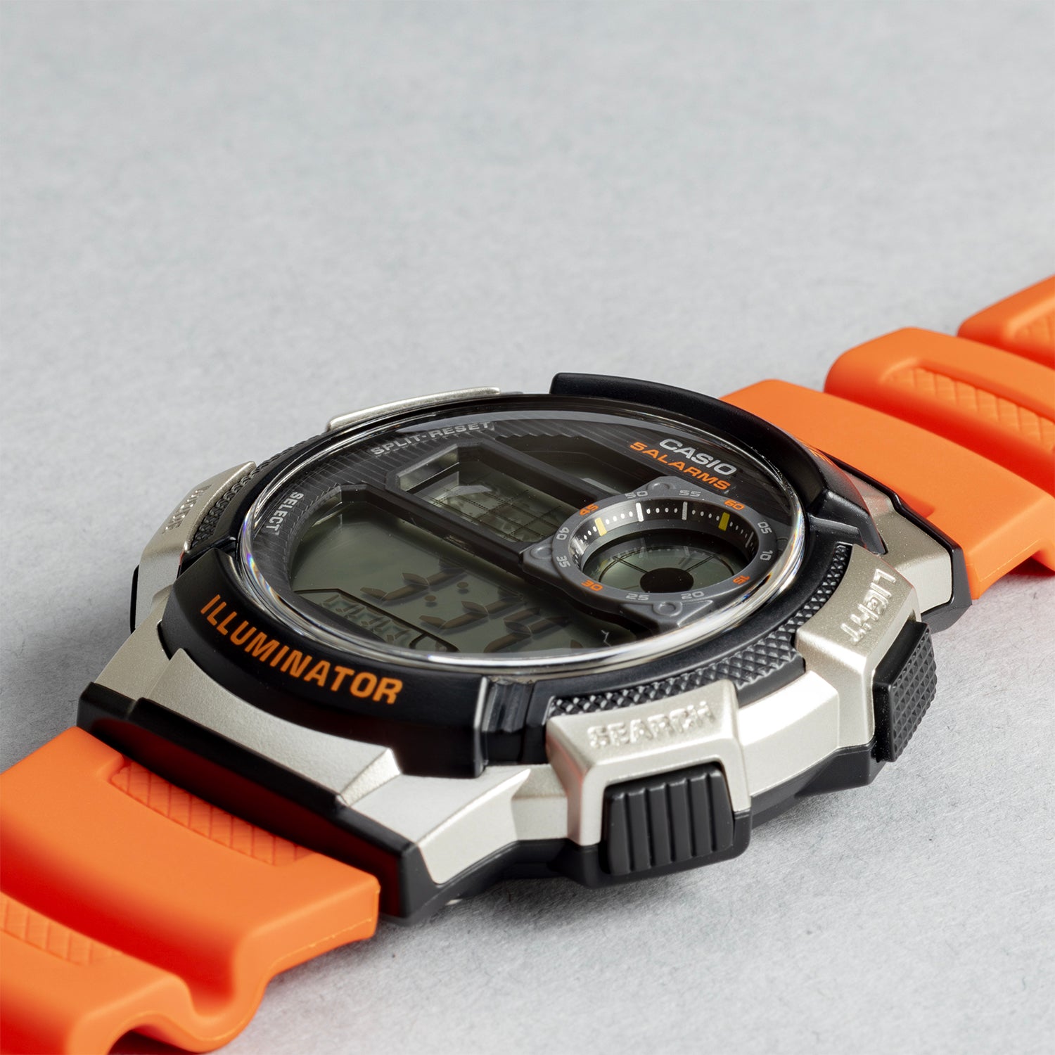 CASIO カシオ AE-1000W-4B オレンジ ブラック文字盤 デジタル メンズ 腕時計 斜め