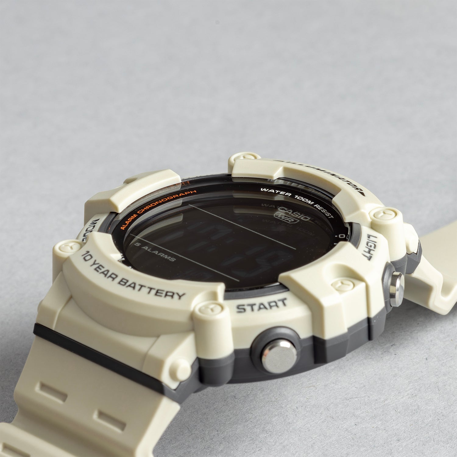 CASIO カシオ AE-1500WH-8B2 ベージュ ブラック文字盤 デジタル ユニセックス 腕時計 斜め