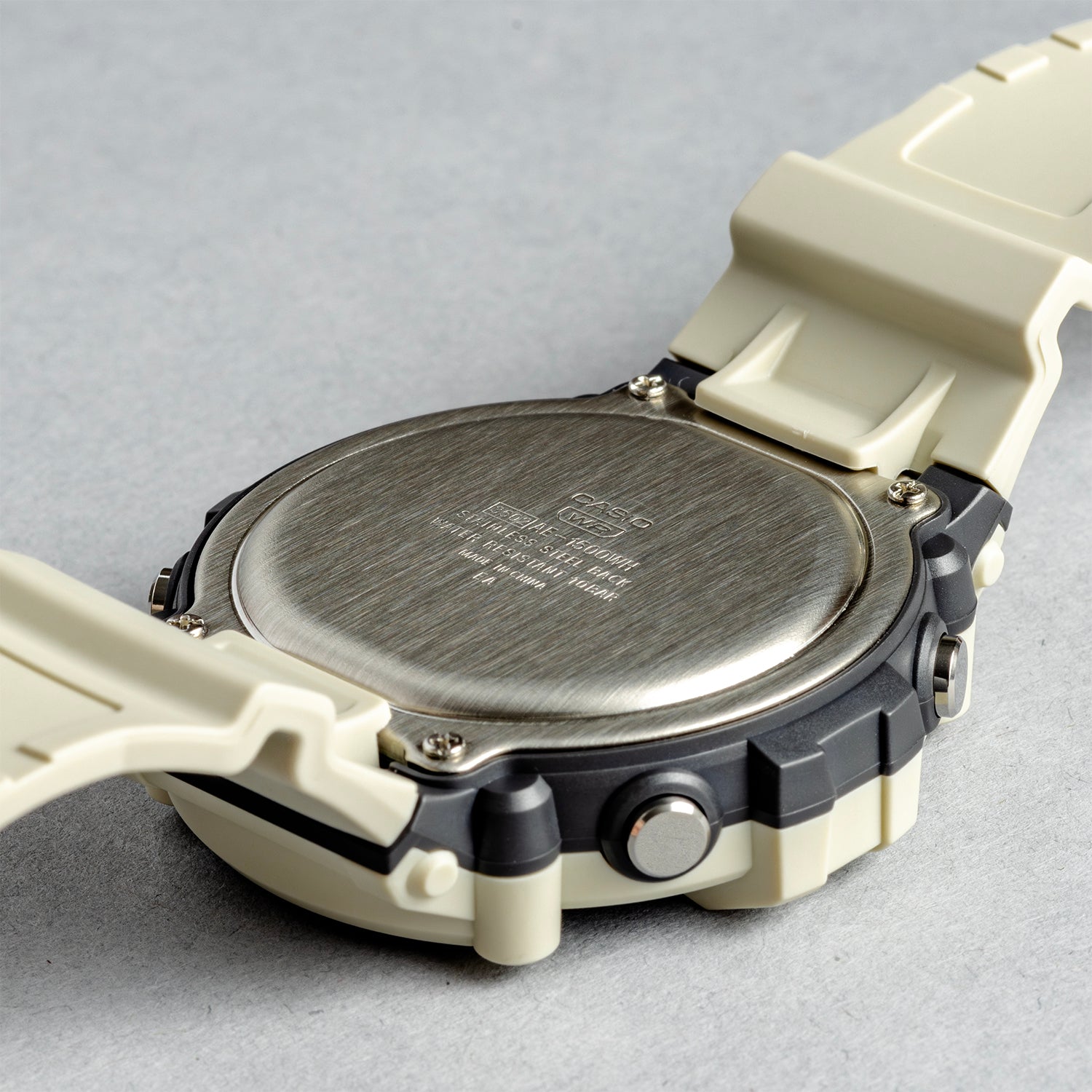 CASIO カシオ AE-1500WH-8B2 ベージュ ブラック文字盤 デジタル ユニセックス 腕時計 ケースバック