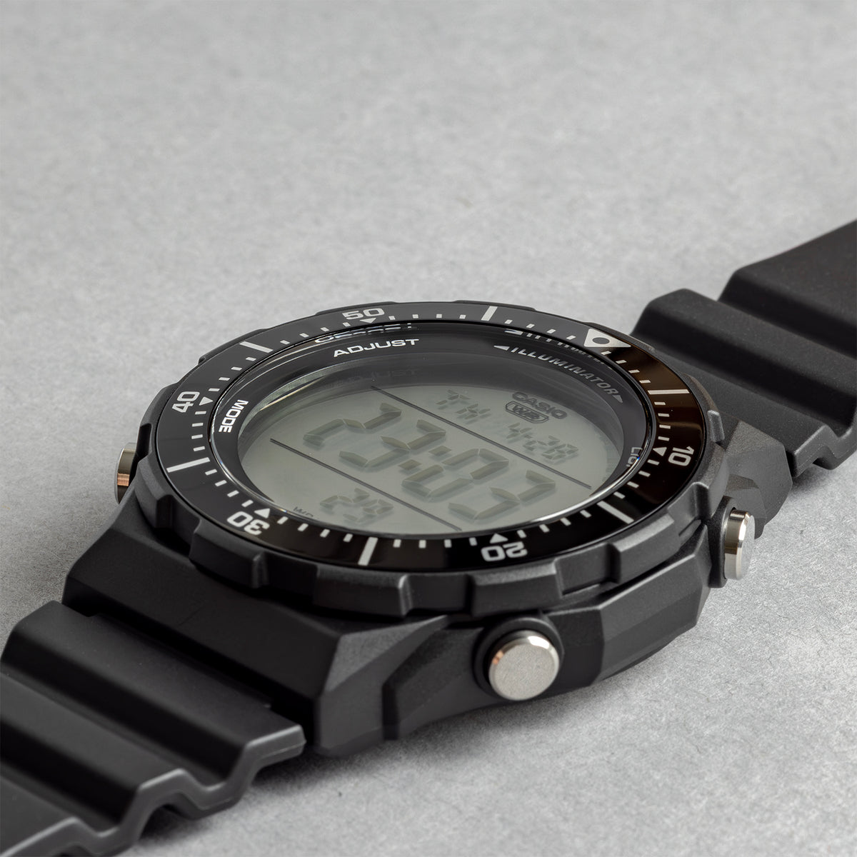 CASIO カシオ AE-1700H-1A ブラック ブラック文字盤 デジタル メンズ 腕時計 斜め