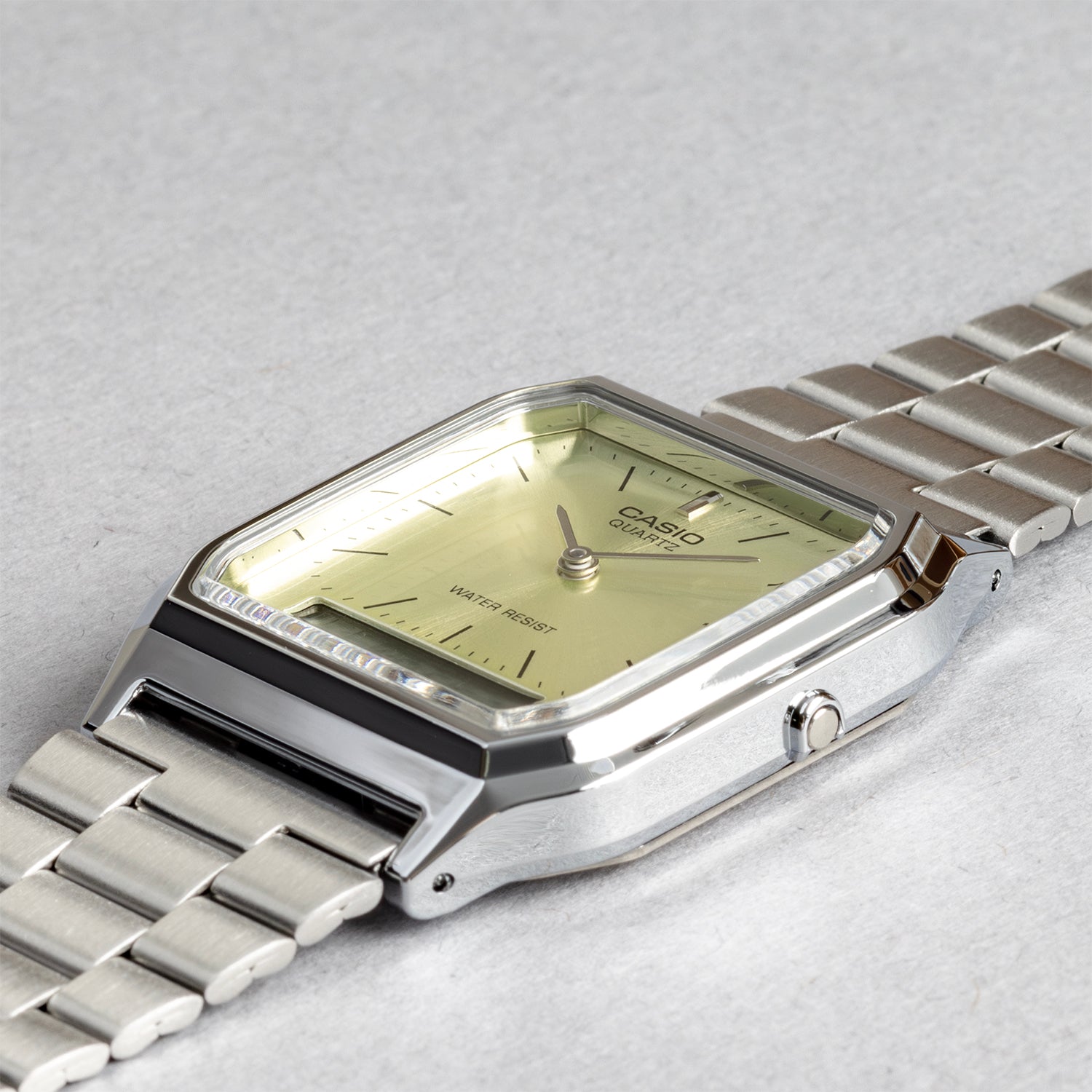 CASIO カシオ AQ-230A-9A シルバー ゴールド文字盤 アナデジ メンズ 腕時計 斜め