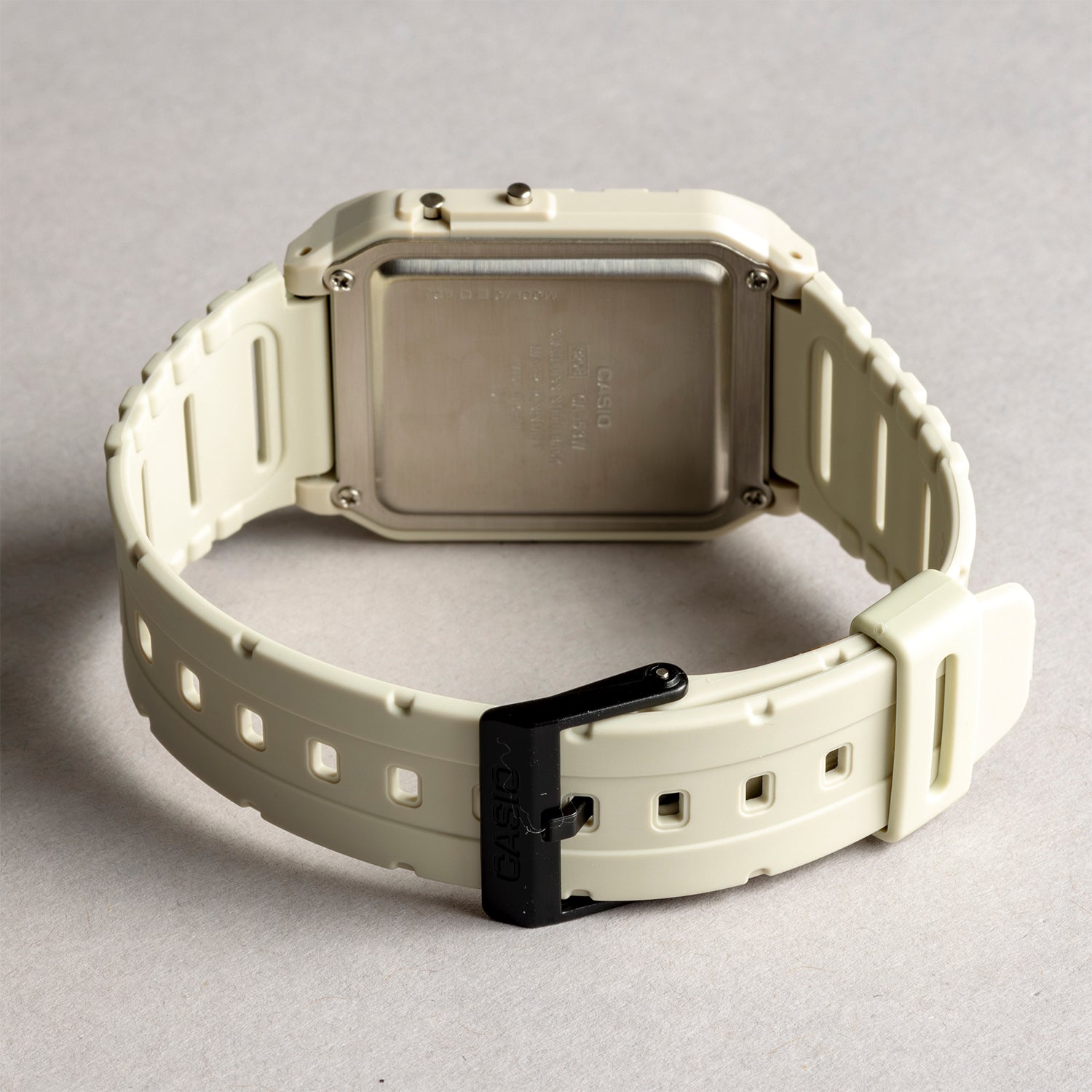 CASIO カシオ CA-53WF-8B ホワイト ブラック文字盤 デジタル ユニセックス 腕時計