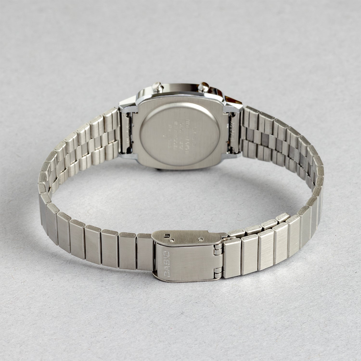 CASIO カシオ LA670WA-1 シルバー ブラック文字盤 デジタル レディース 腕時計 ベルト