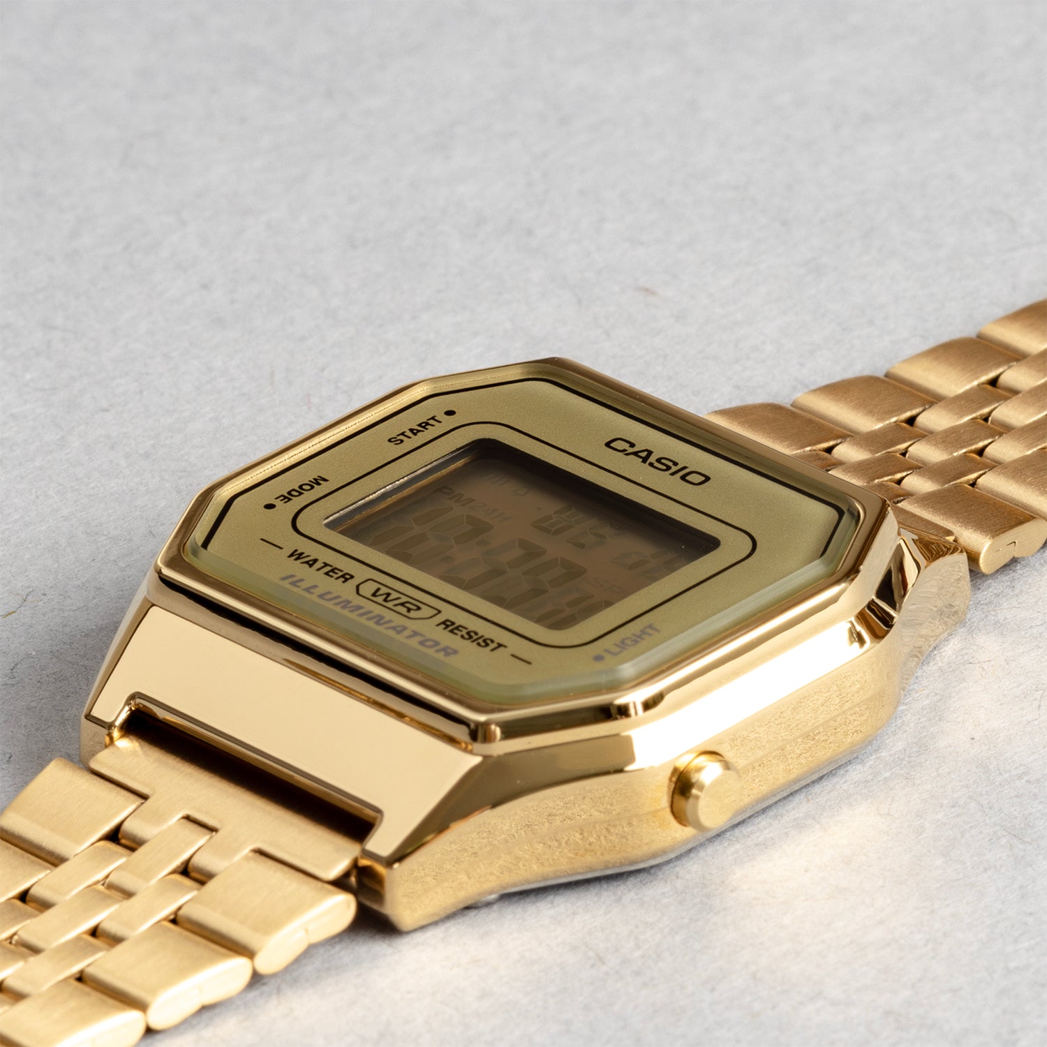 CASIO カシオ LA680WGA-9 ゴールド ゴールド文字盤 デジタル レディース 腕時計 斜め