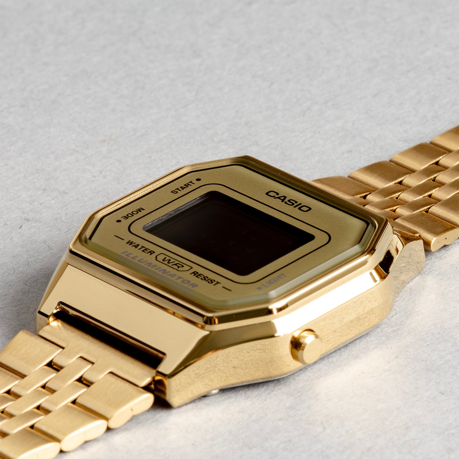 CASIO カシオ LA680WGA-9B ゴールド ゴールド文字盤 デジタル レディース 腕時計 斜め