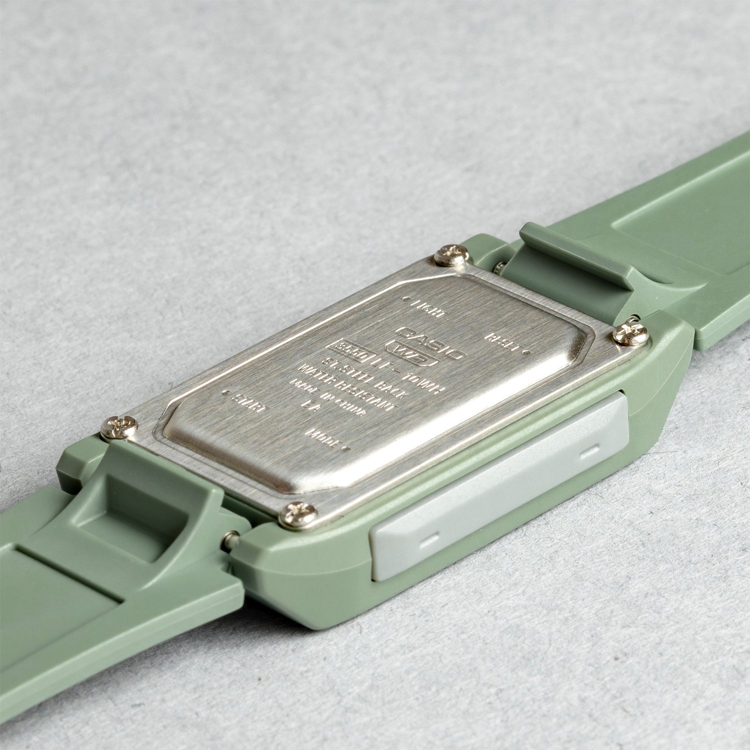 CASIO カシオ LF-10WH-3 グリーン グリーン文字盤 デジタル レディース 腕時計 ケースバック