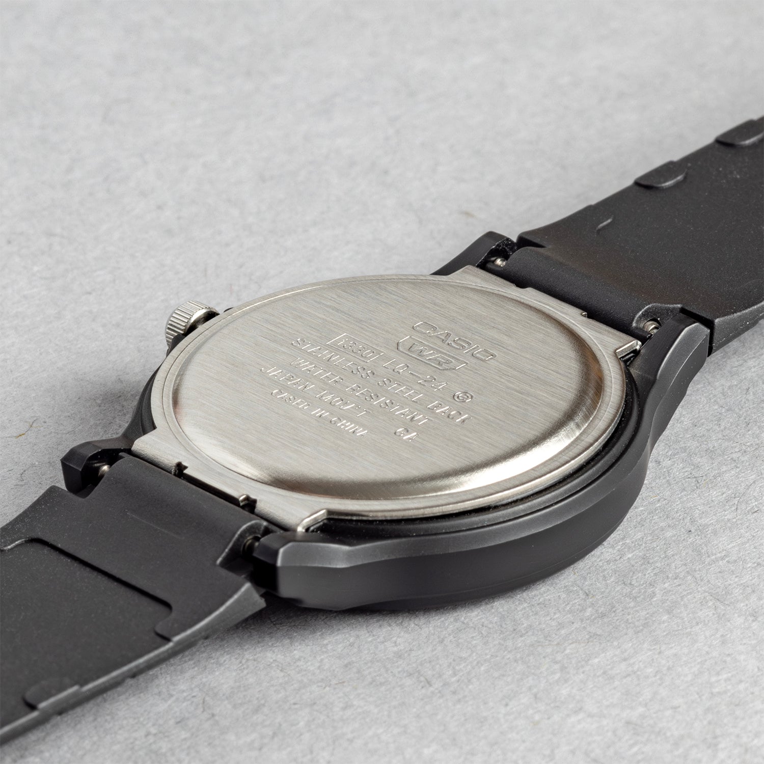 CASIO カシオ LQ-24B-1B ブラック ブラック文字盤 アナログ レディース 腕時計 ケースバック