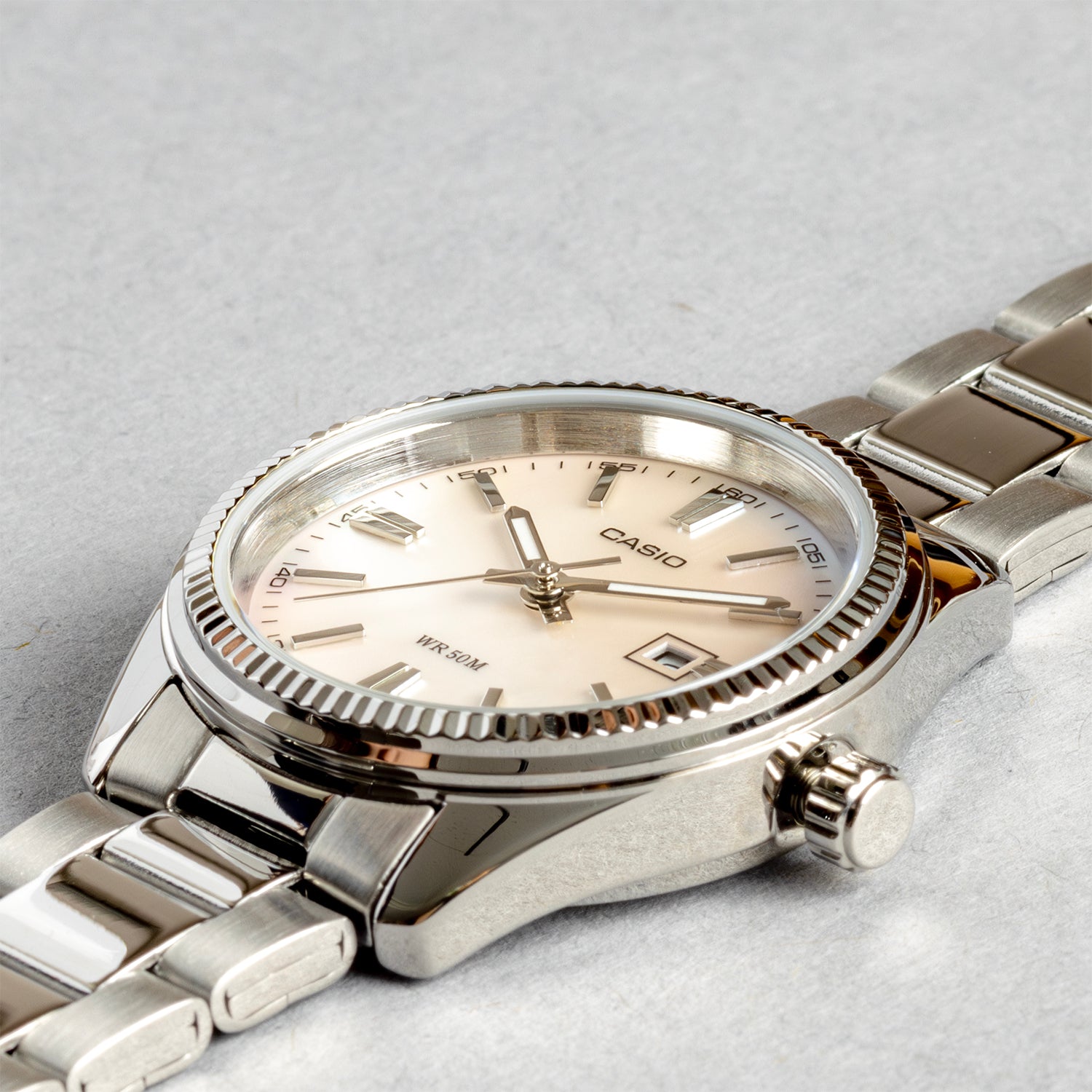 CASIO カシオ LTP-1302DS-4A シルバー ピンク文字盤 アナログ レディース 腕時計 斜め