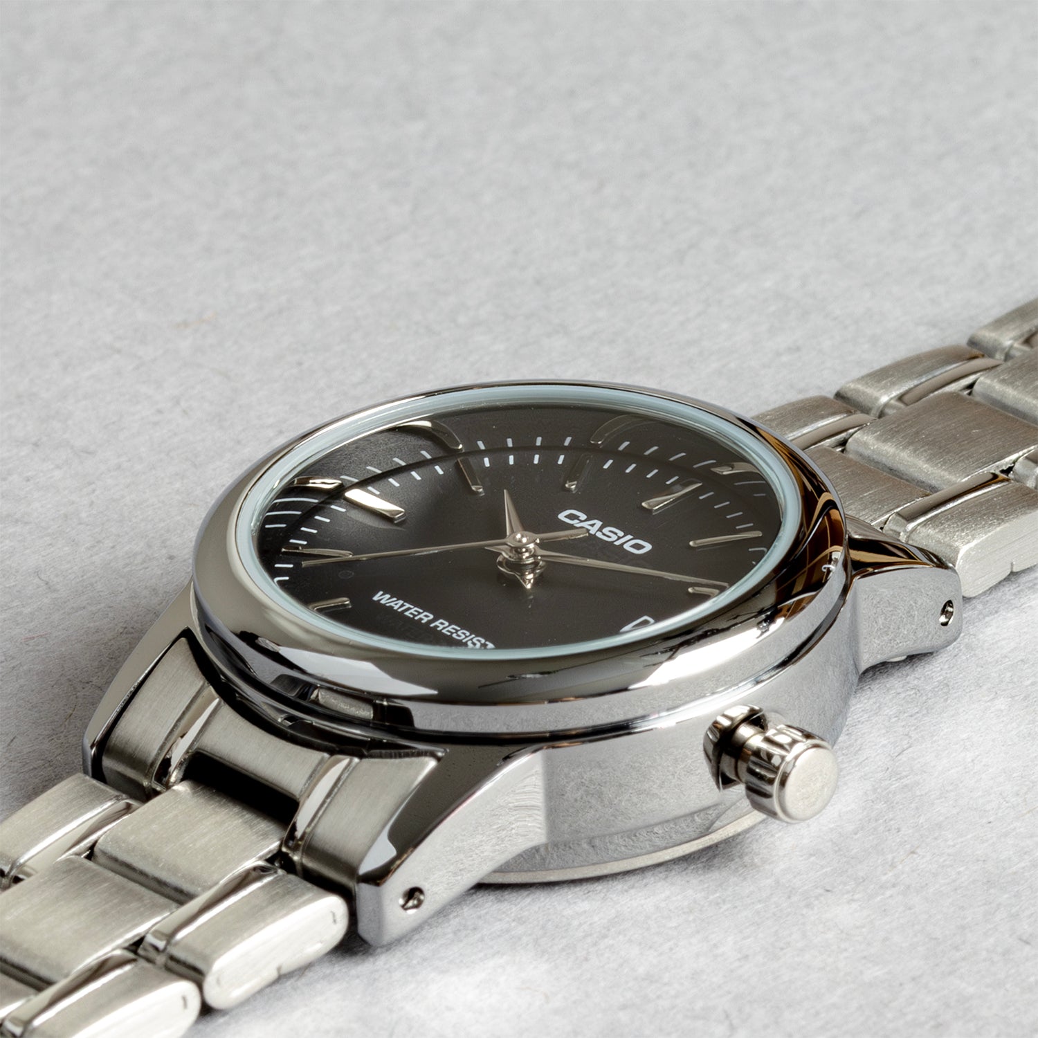 CASIO カシオ LTP-V002D-1A シルバー ブラック文字盤 アナログ レディース 腕時計 斜め