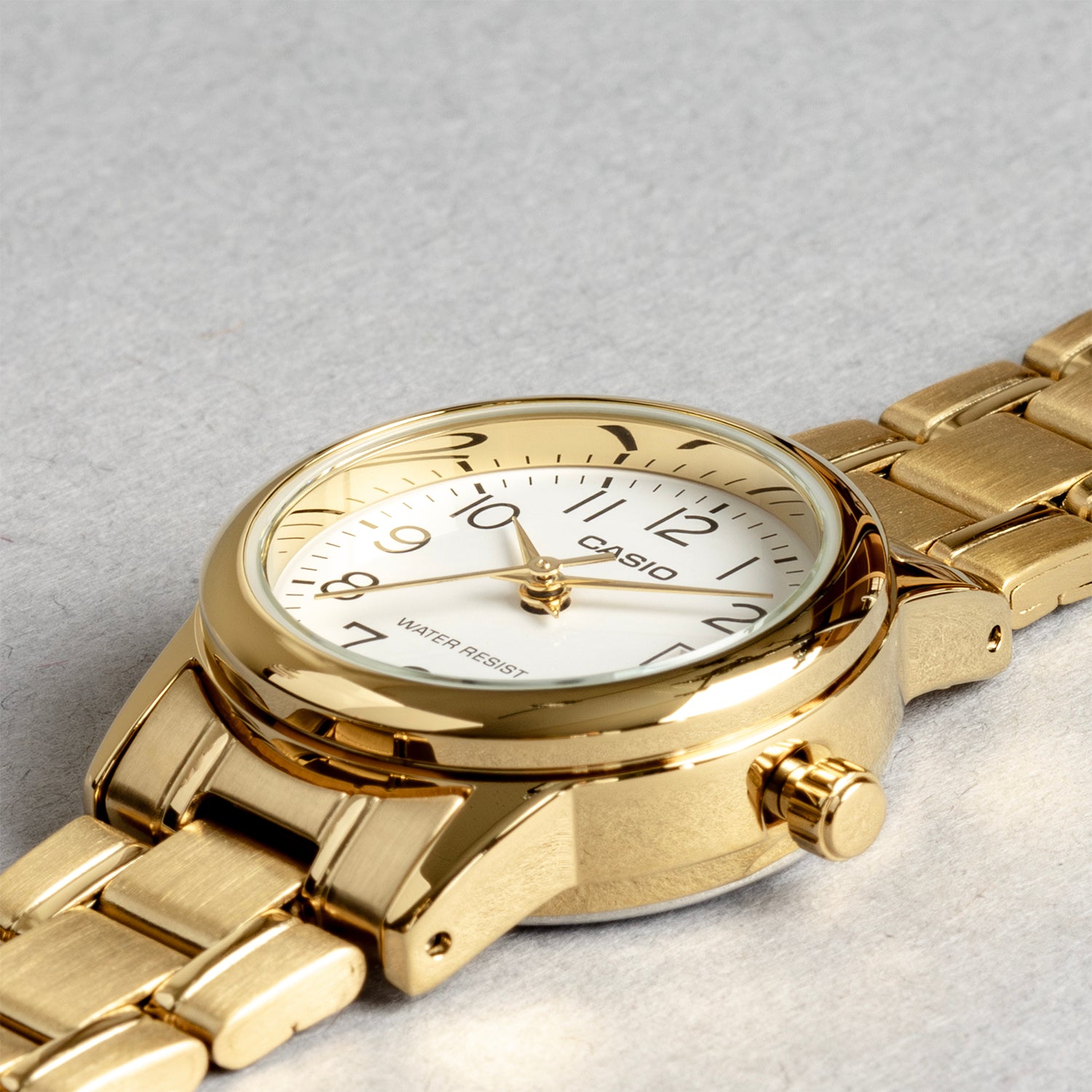 CASIO カシオ LTP-V002G-7B2 ゴールド ホワイト文字盤 アナログ レディース 腕時計 斜め