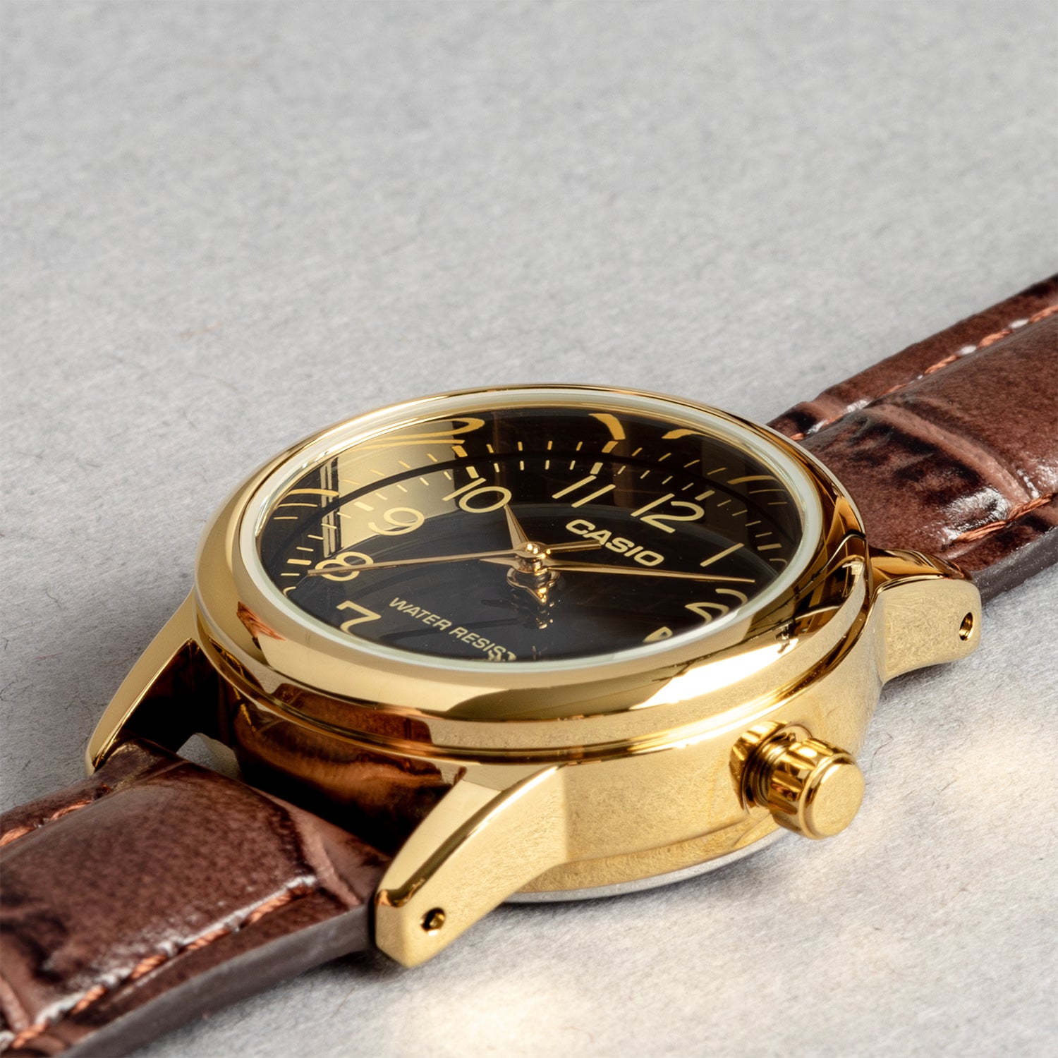 CASIO カシオ LTP-V002GL-1B ブラウン ブラック文字盤 アナログ レディース 腕時計 斜め