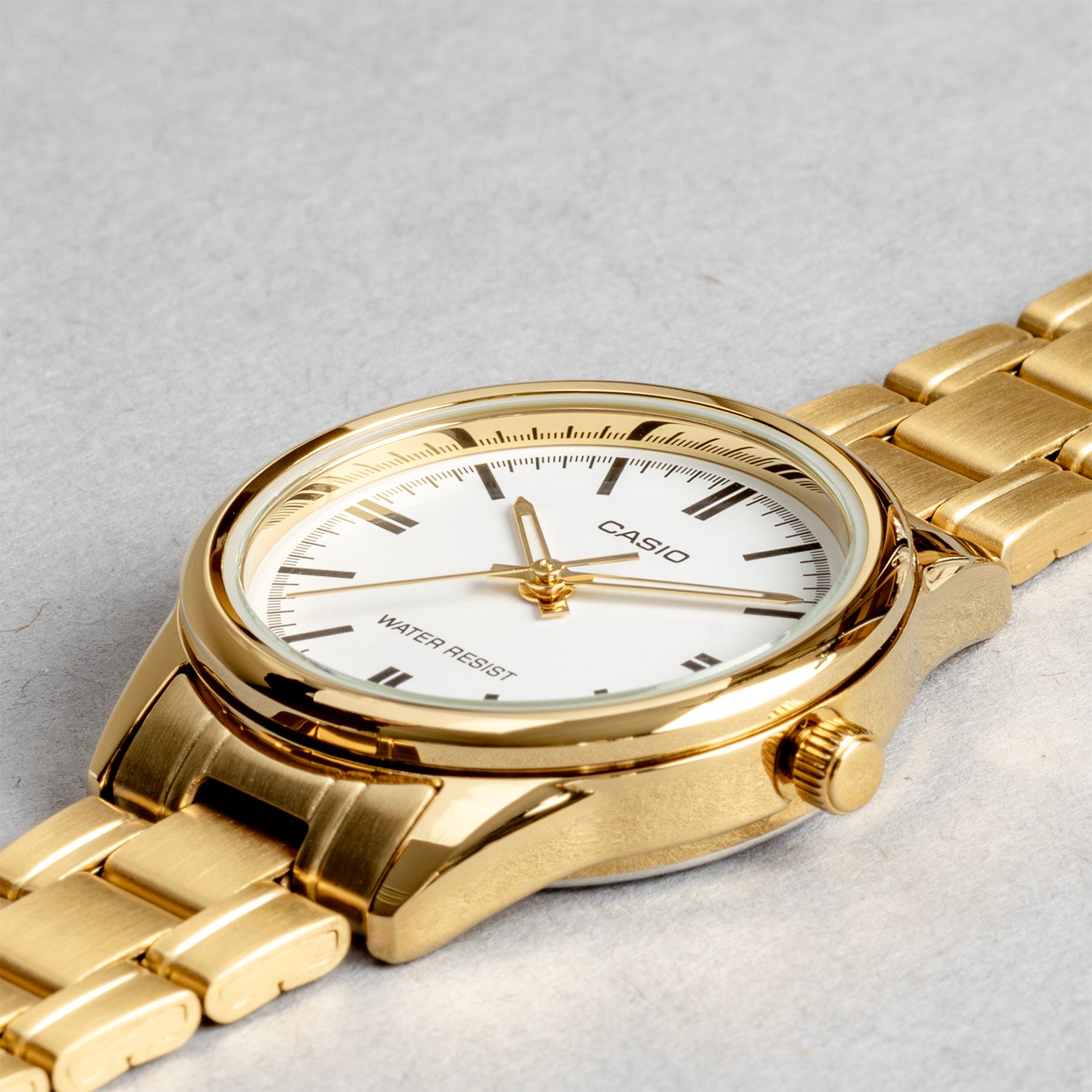 CASIO カシオ LTP-V005G-7A ゴールド ホワイト文字盤 アナログ レディース 腕時計"