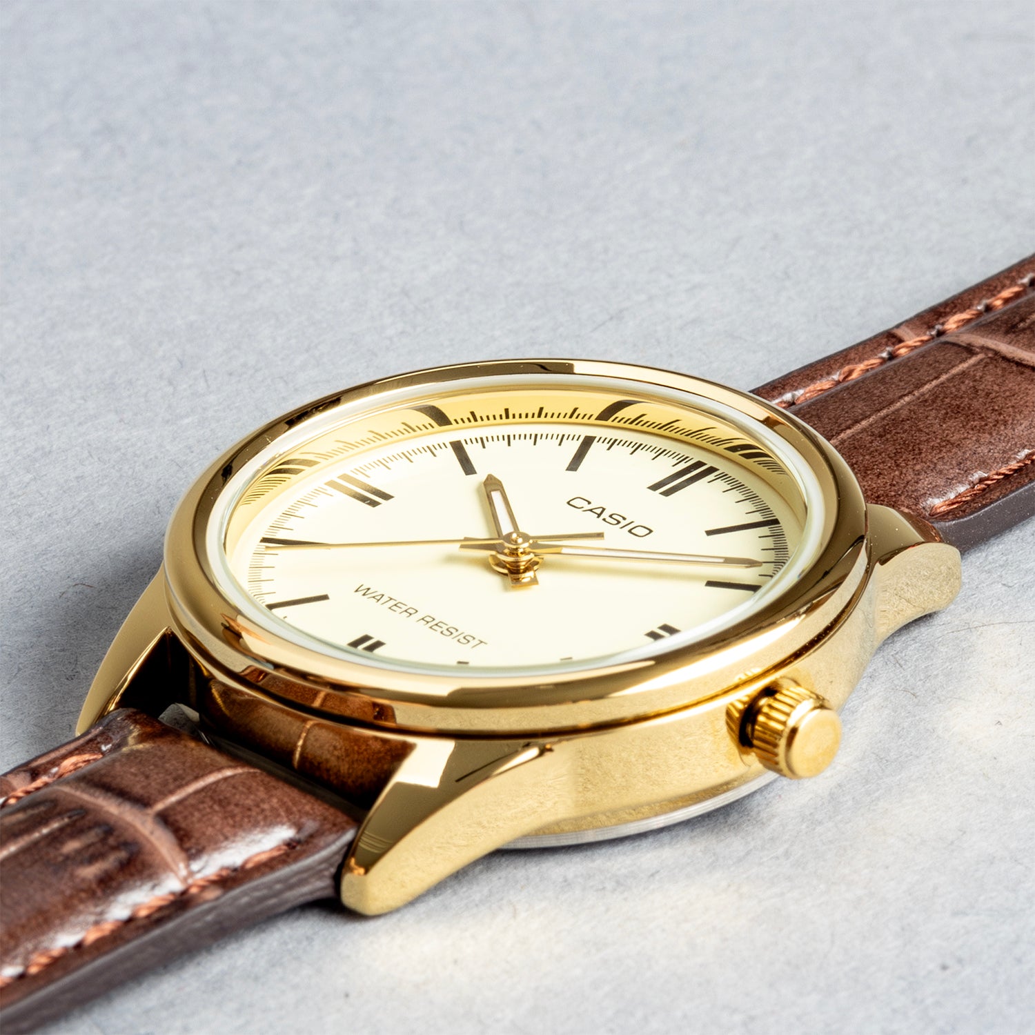 CASIO カシオ LTP-V005GL-9A ブラウン ゴールド文字盤 アナログ レディース 腕時計
