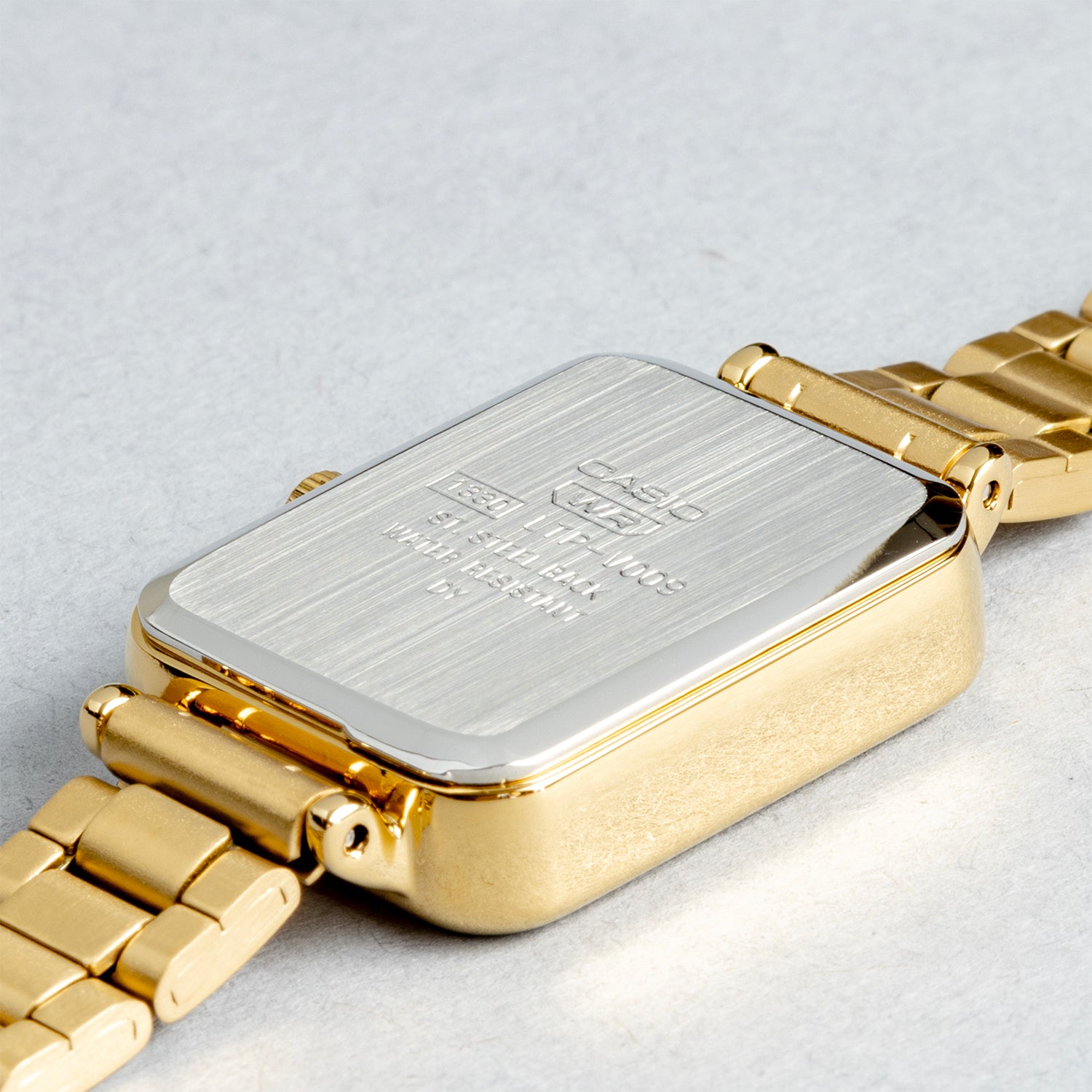 CASIO カシオ LTP-V009G-7E ゴールド ホワイト文字盤 アナログ レディース 腕時計