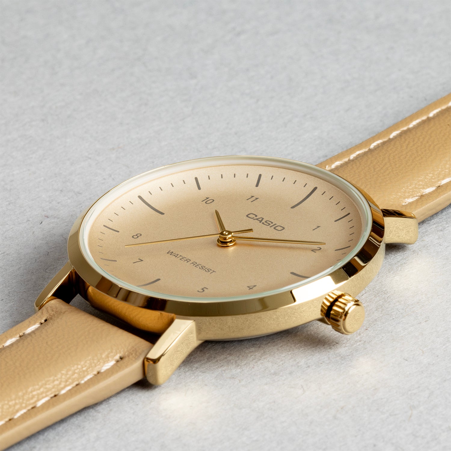 CASIO カシオ LTP-VT03GL-4B ベージュ ベージュ文字盤 アナログ レディース 腕時計 斜め
