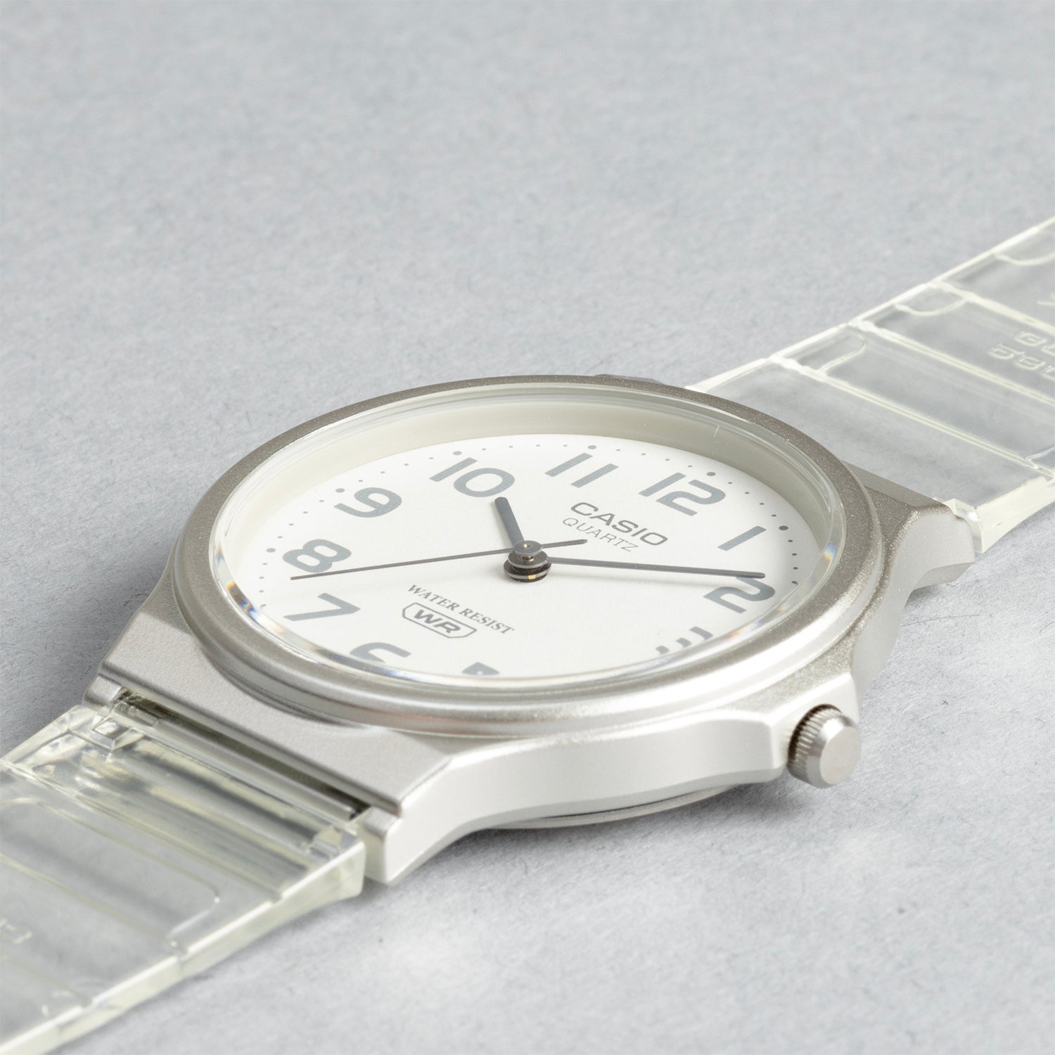 CASIO カシオ MQ-24S-7B ホワイト シルバー文字盤 アナログ ユニセックス 腕時計 斜め