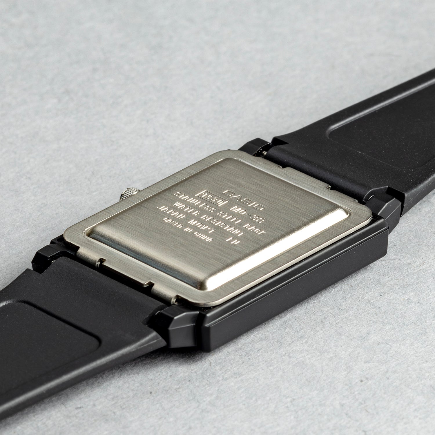 Casio Standard Mens MQ-38. 腕時計 mq-38_bk_3