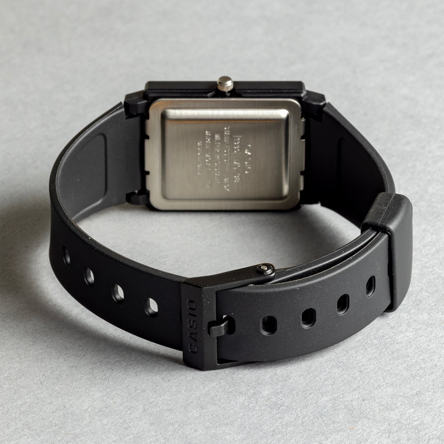 Casio Standard Mens MQ-38. 腕時計 mq-38_bk_4