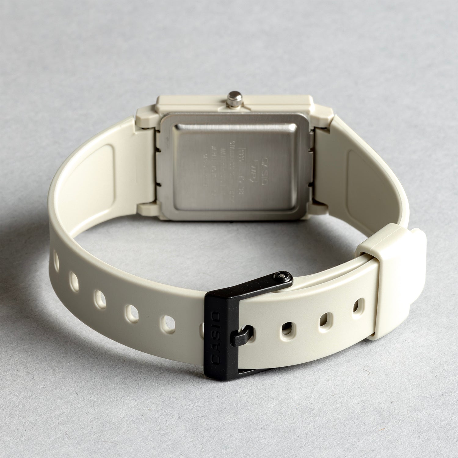 CASIO カシオ MQ-38UC-8A ベージュ ブラック文字盤 アナログ ユニセックス 腕時計 ベルト