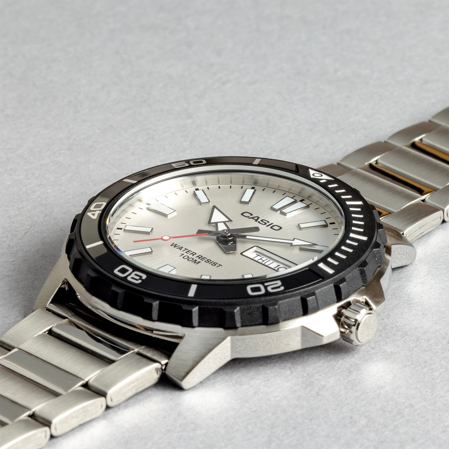 CASIO カシオ MTD-125D-7A シルバー シルバー文字盤 アナログ メンズ 腕時計 斜め