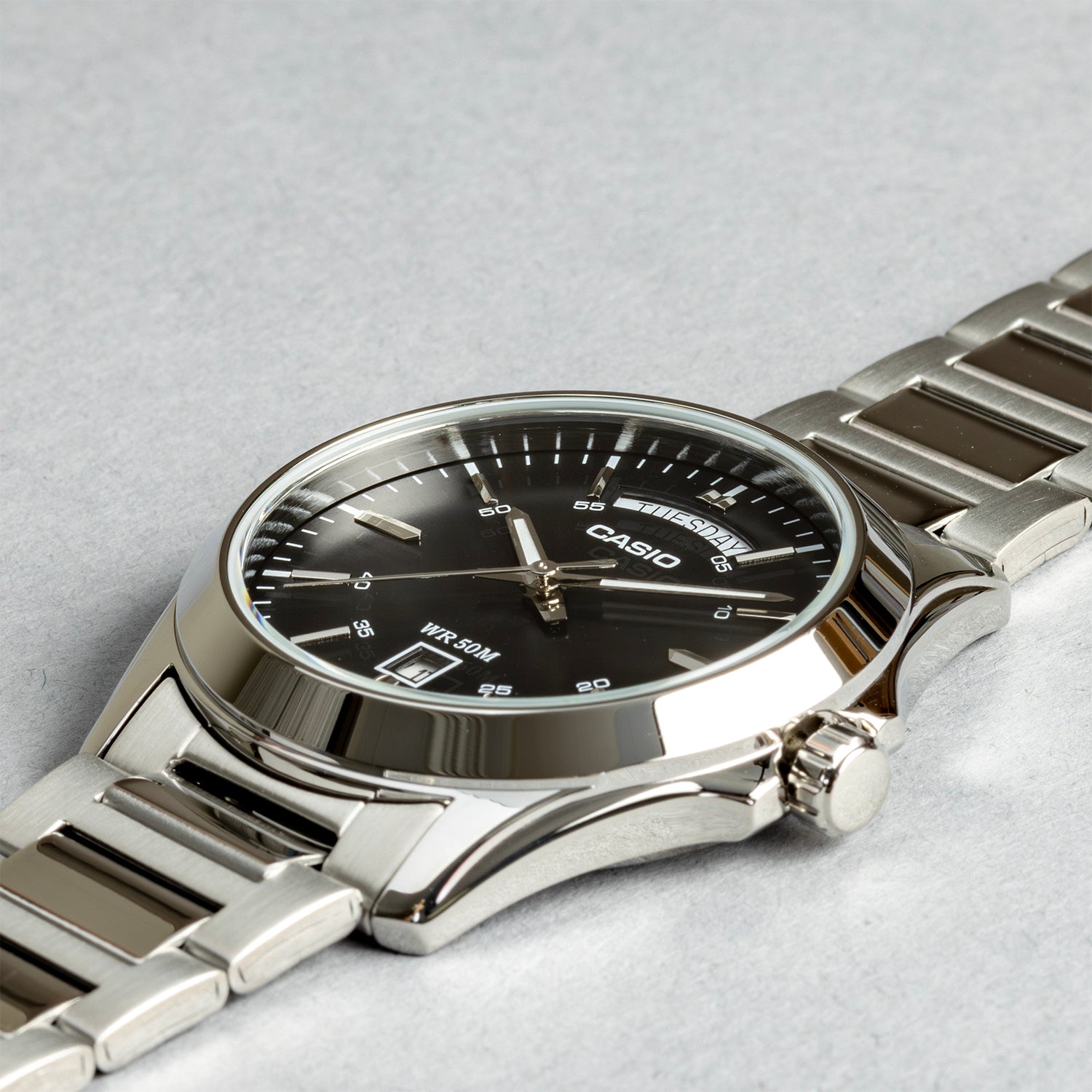 CASIO カシオ MTP-1370D-1A1 シルバー ブラック文字盤 アナログ メンズ 腕時計 斜め