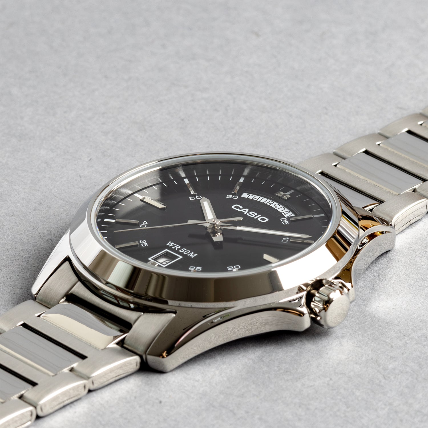 CASIO カシオ MTP-1370D-1A1 シルバー ブラック文字盤 アナログ メンズ 腕時計 斜め