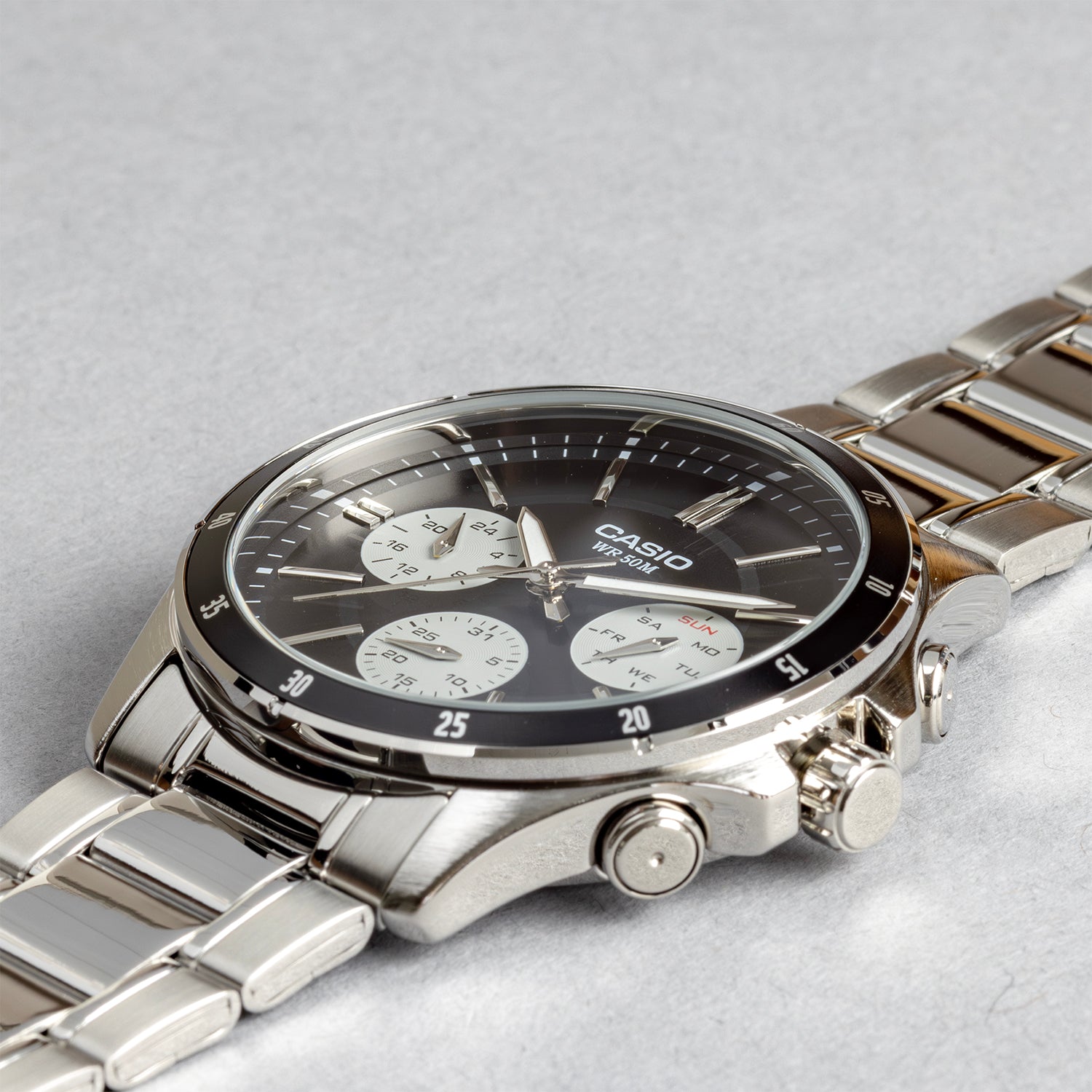 CASIO カシオ MTP-1374D-1A3 シルバー ブラック文字盤 アナログ メンズ 腕時計 斜め