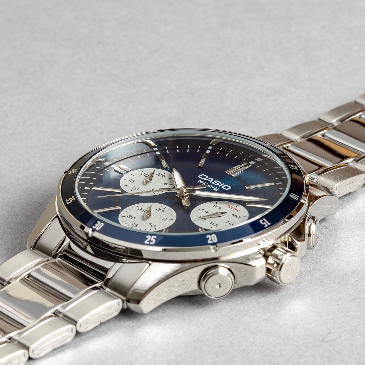 Casio Standard Men <br>MTP-1374D*