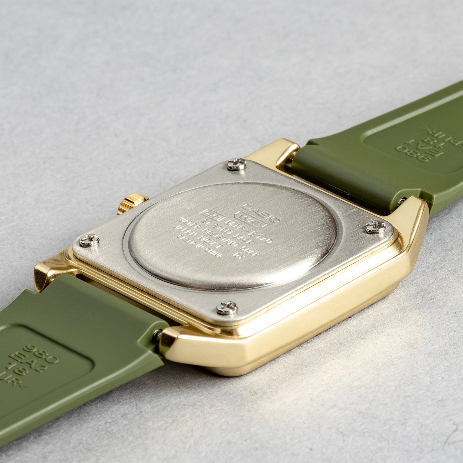 CASIO カシオ MTP-B170-3E グリーン ゴールド文字盤 アナログ メンズ 腕時計 ケースバック