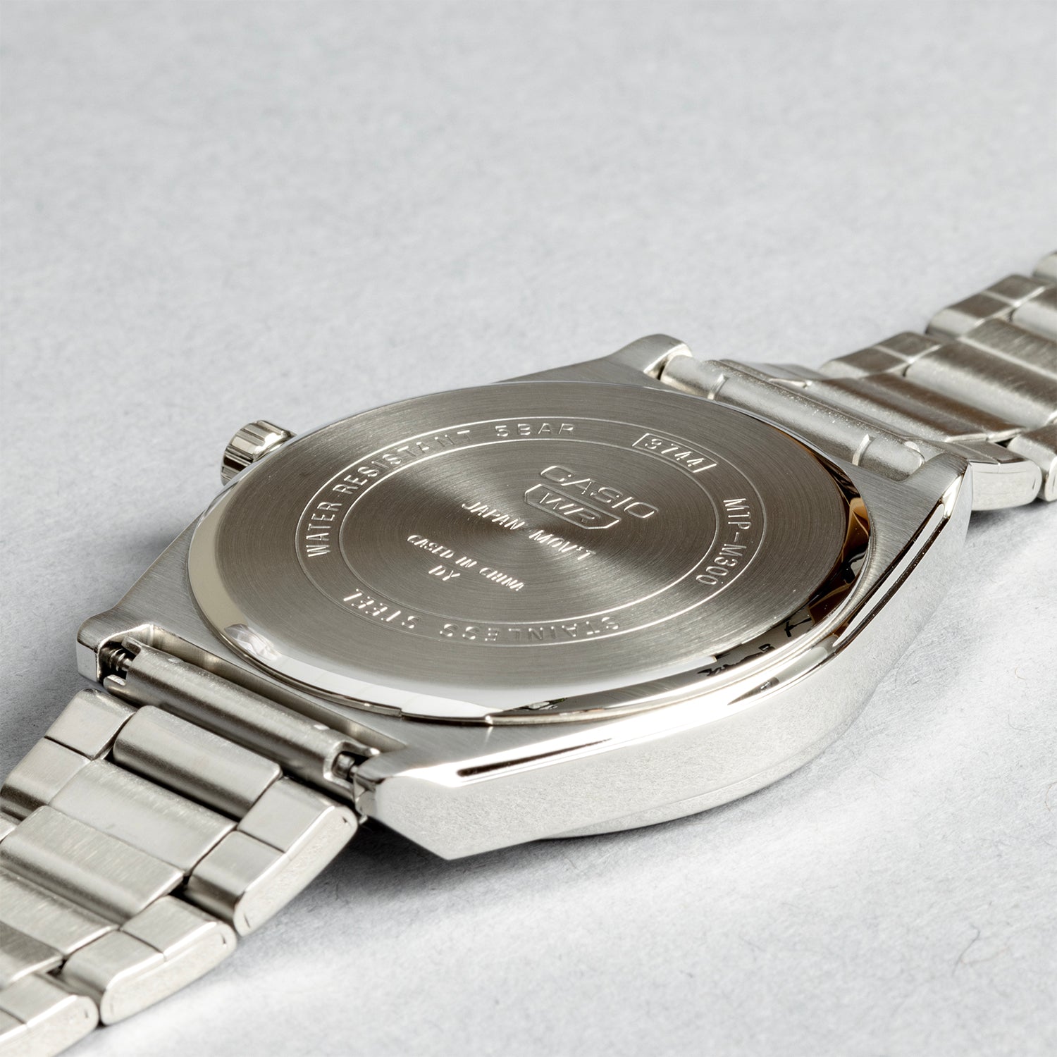 CASIO カシオ MTP-M300D シルバー アナログ メンズ 腕時計