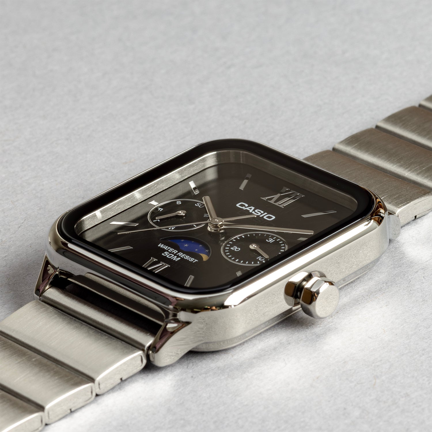 CASIO カシオ MTP-M305D-1A2 シルバー ブラック文字盤 アナログ メンズ 腕時計 斜め