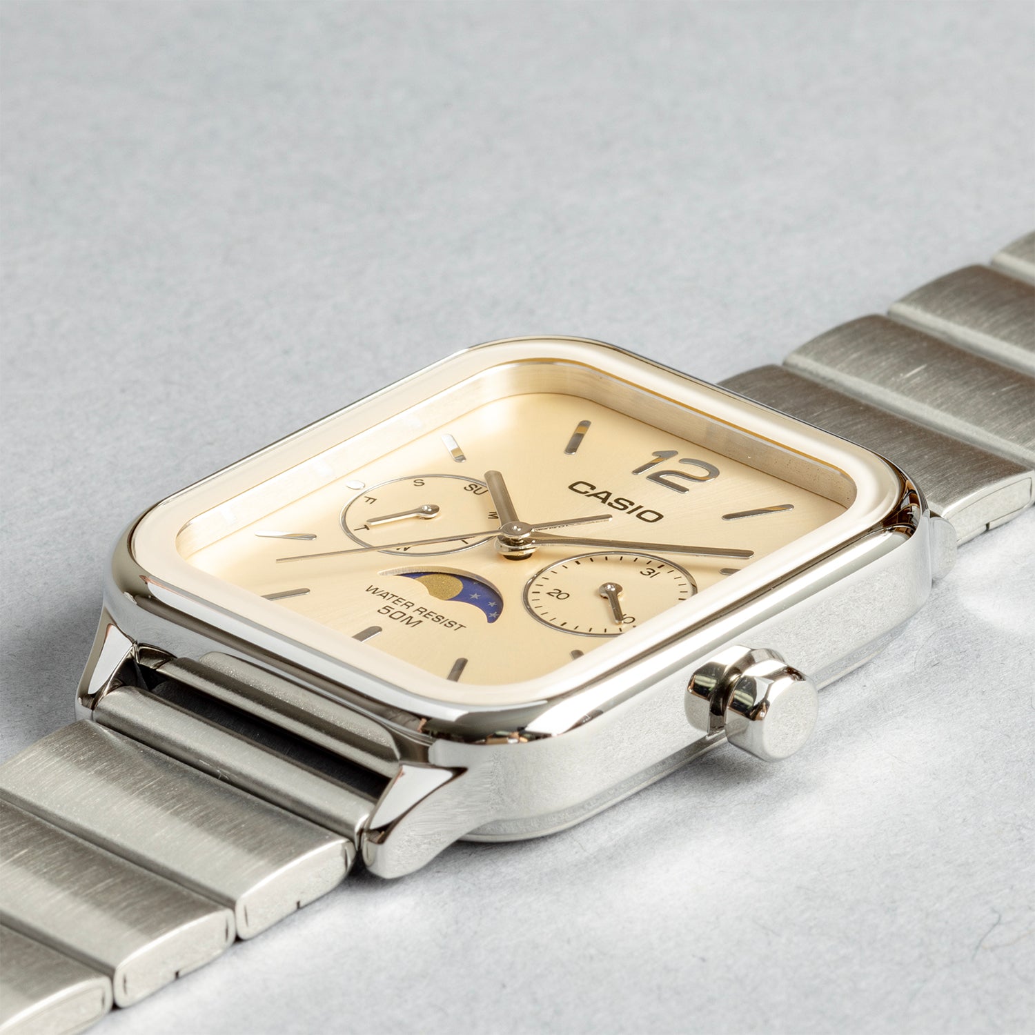 CASIO カシオ MTP-M305D-9A シルバー ベージュ文字盤 アナログ メンズ 腕時計 斜め