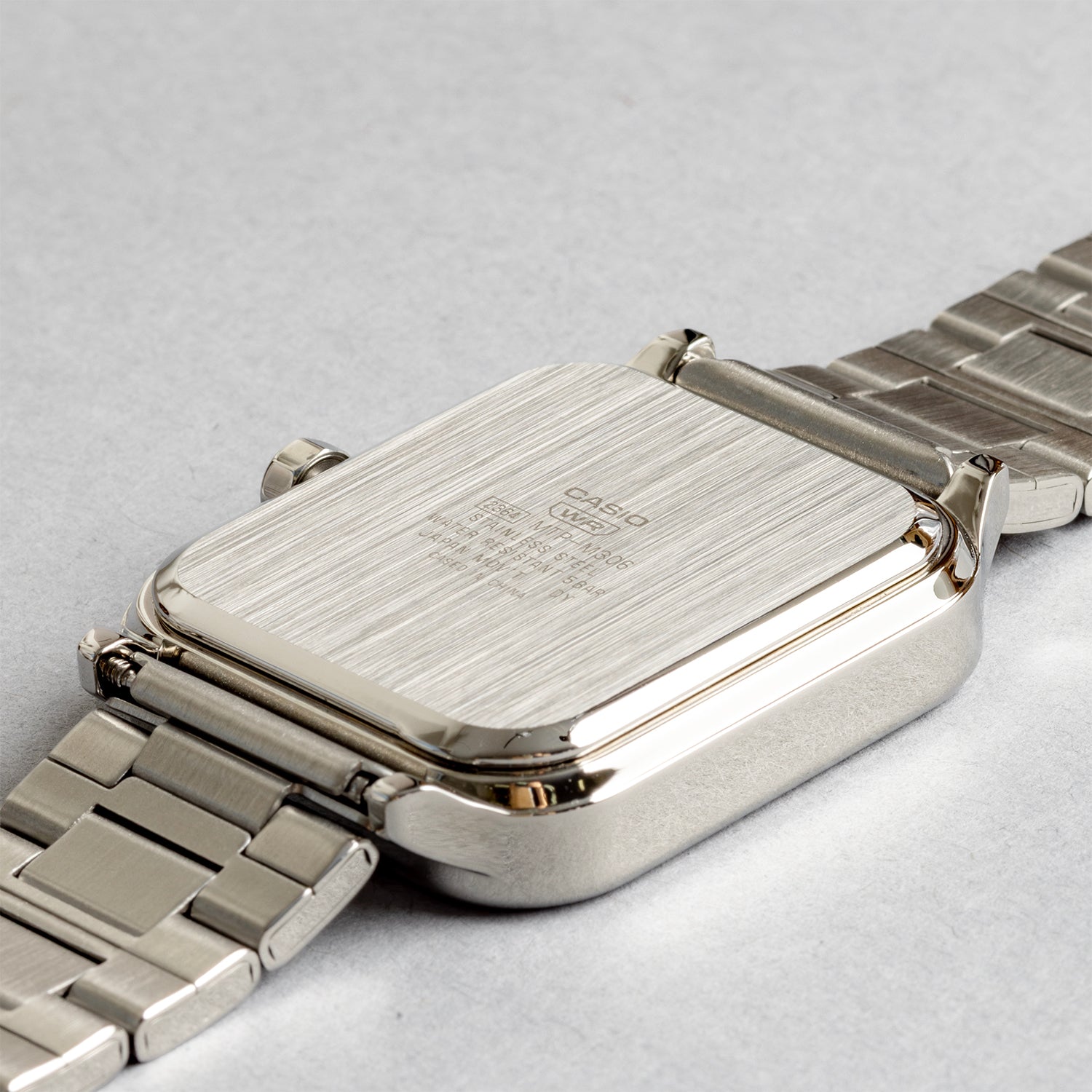 CASIO カシオ MTP-M306D-2A シルバー ブルー文字盤 アナログ メンズ 腕時計 ケースバック