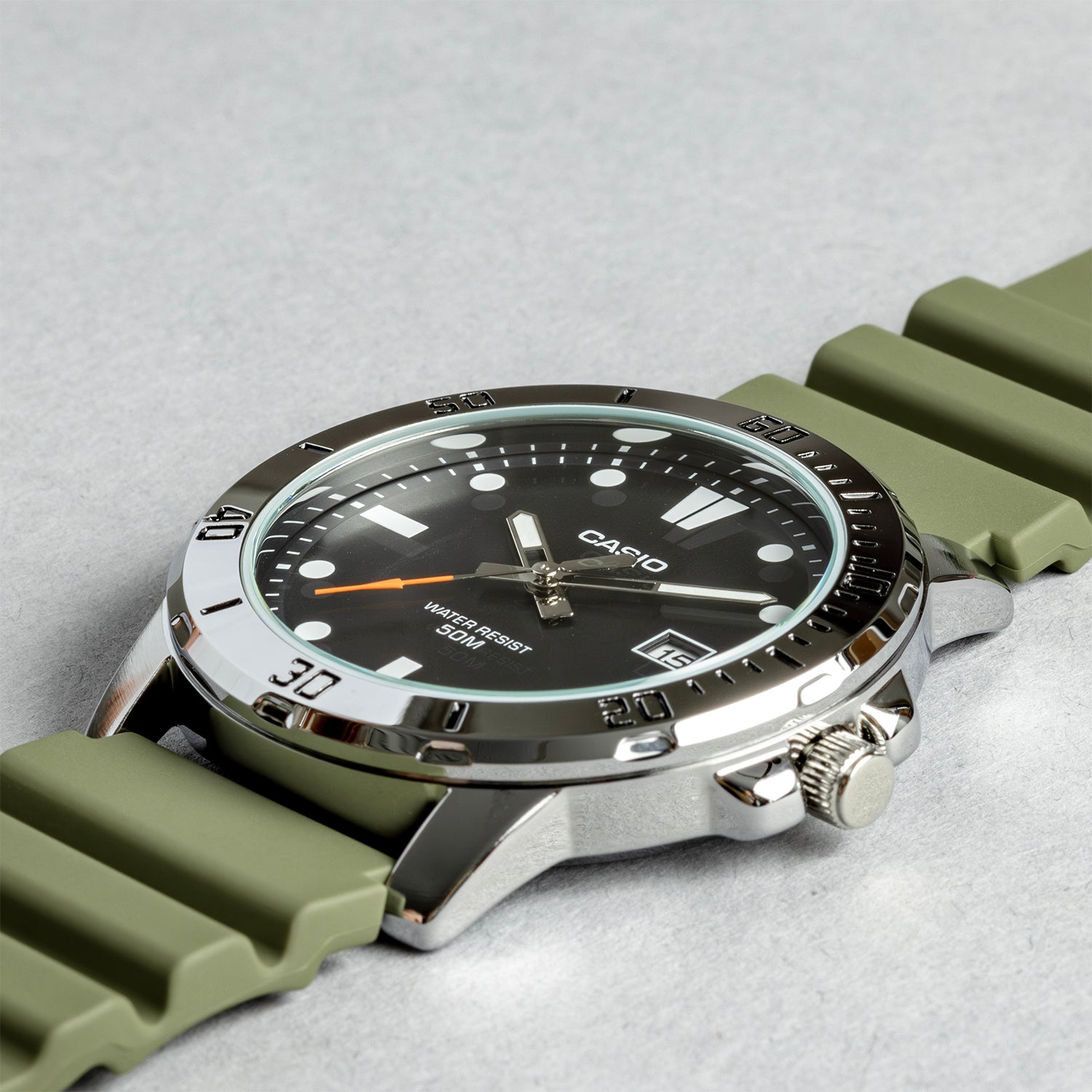 CASIO カシオ MTP-VD01-3E グリーン ブラック文字盤 アナログ メンズ 腕時計