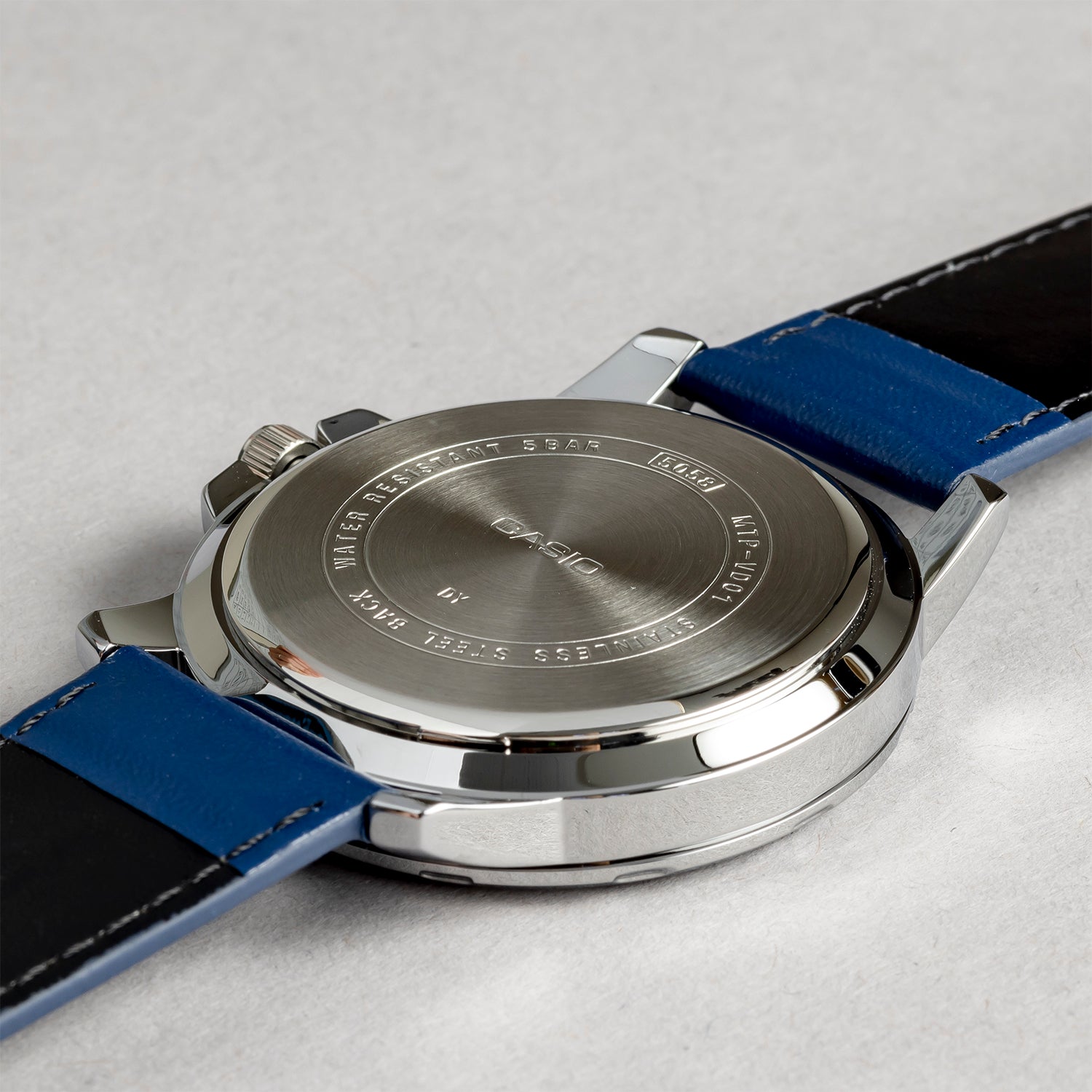 CASIO カシオ MTP-VD01L-2B ブルー ブルー文字盤 アナログ メンズ 腕時計 ケースバック