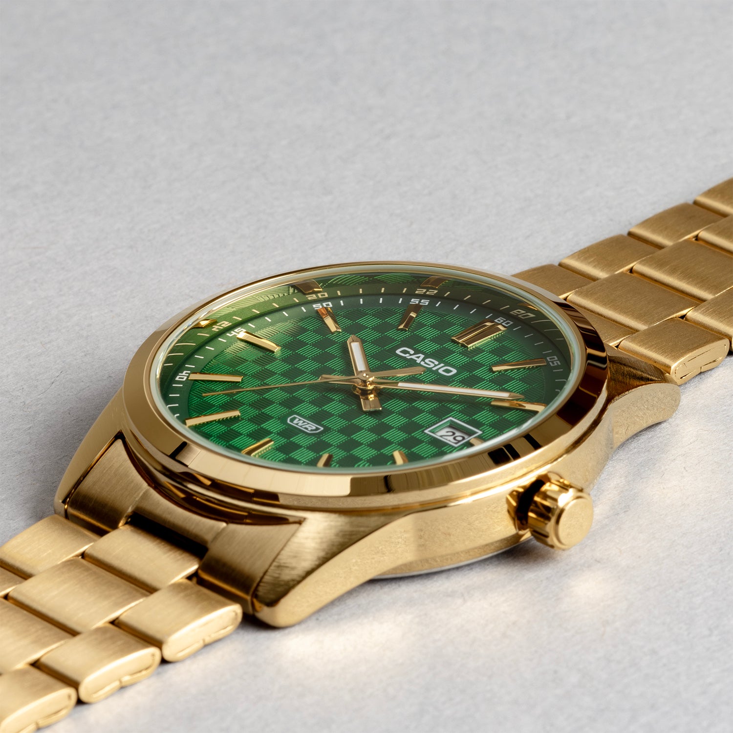 CASIO カシオ MTP-VD03G-3A ゴールド グリーン文字盤 アナログ メンズ 腕時計 斜め