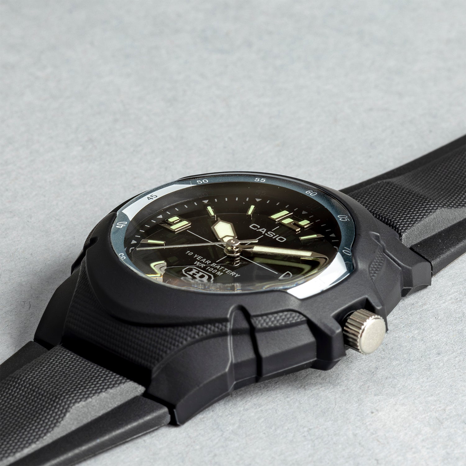 CASIO カシオ MW-600F-1A ブラック ブラック文字盤 アナログ メンズ 腕時計