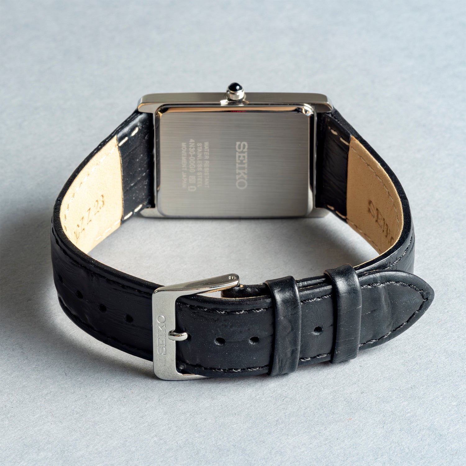 CASIO カシオ SWR049 ブラック ホワイト文字盤 アナログ メンズ 腕時計