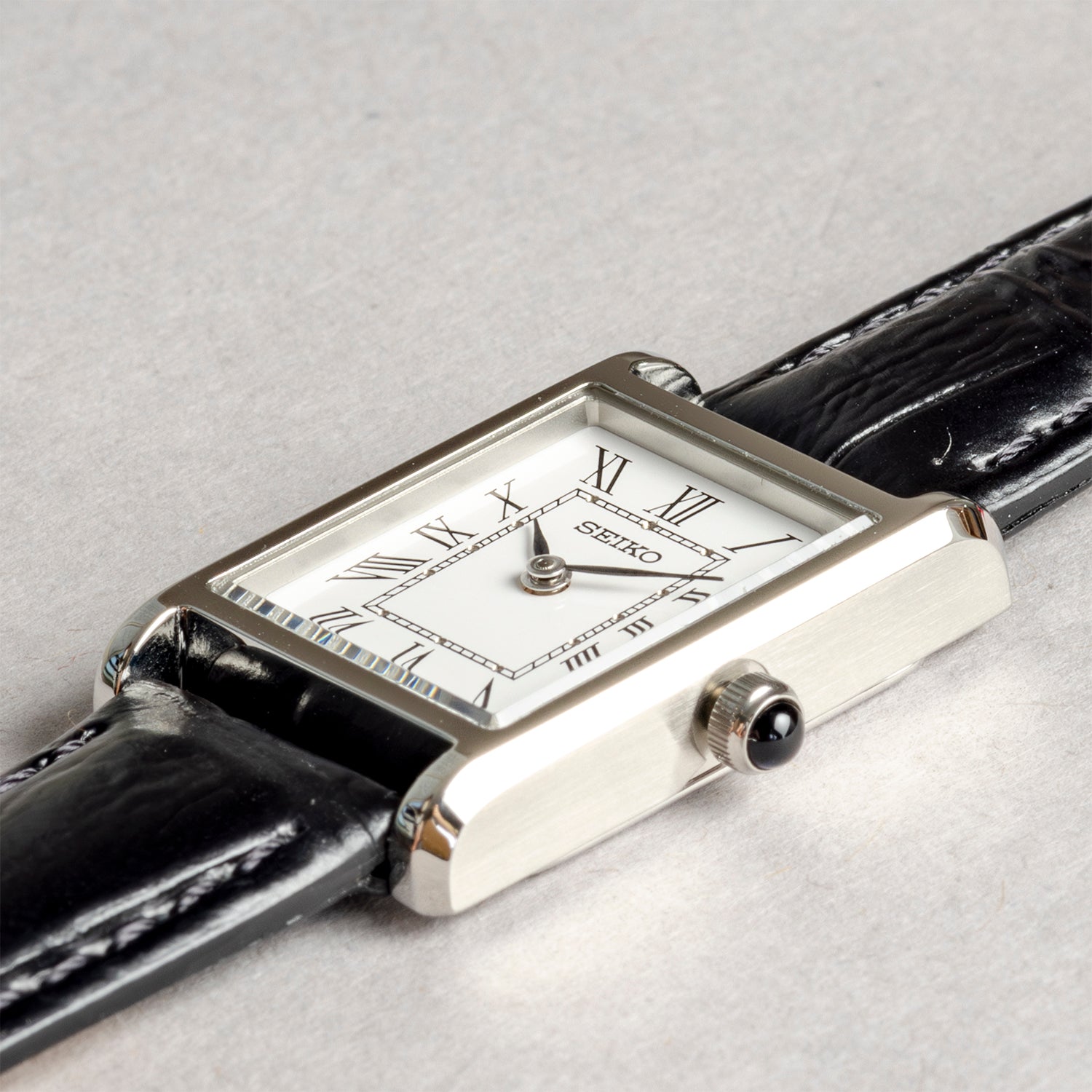 SEIKO セイコー SWR053 ブラック ホワイト文字盤 アナログ レディース 腕時計