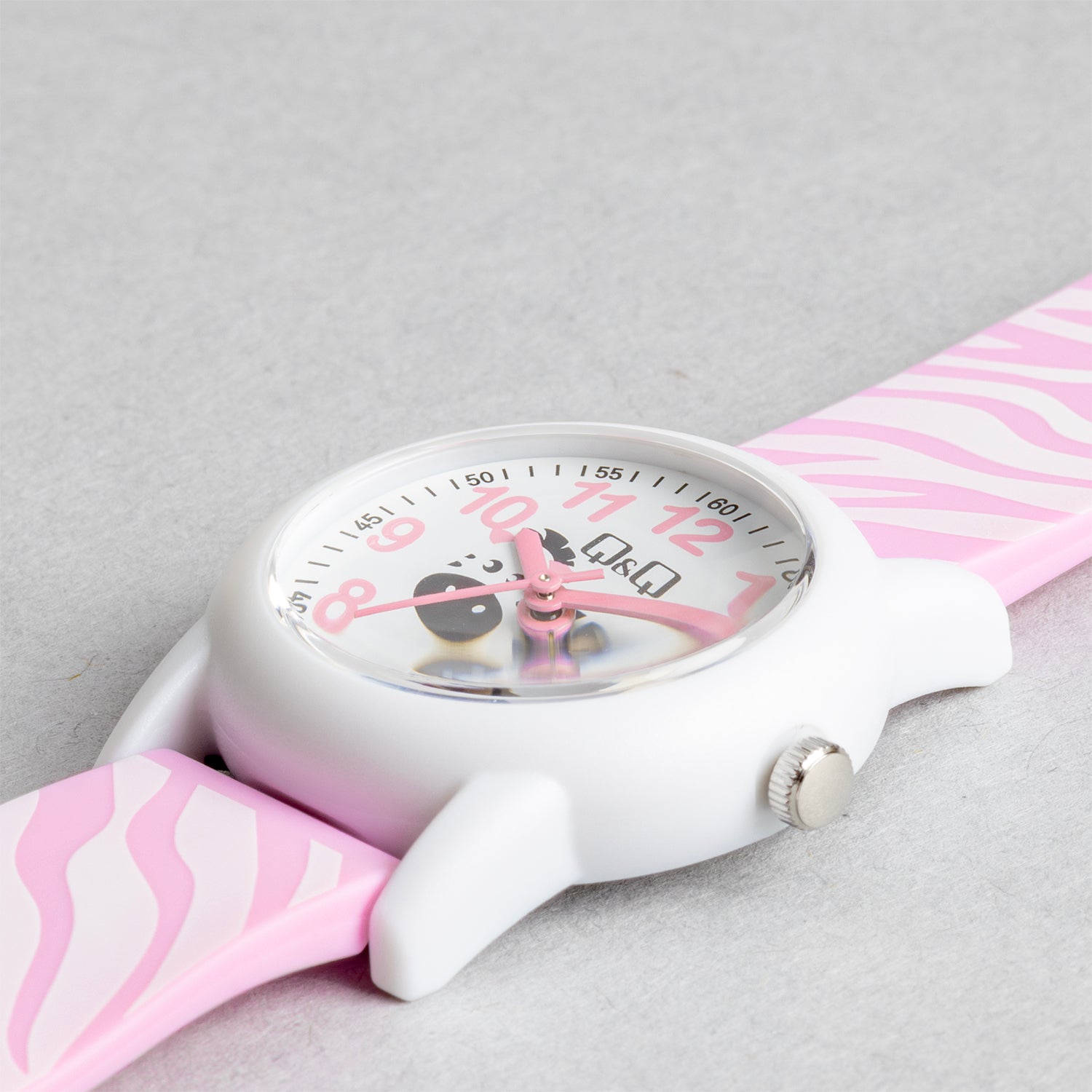 Q&Q QQ V22A-013VY ピンク ホワイト文字盤 アナログ キッズ 腕時計 斜め