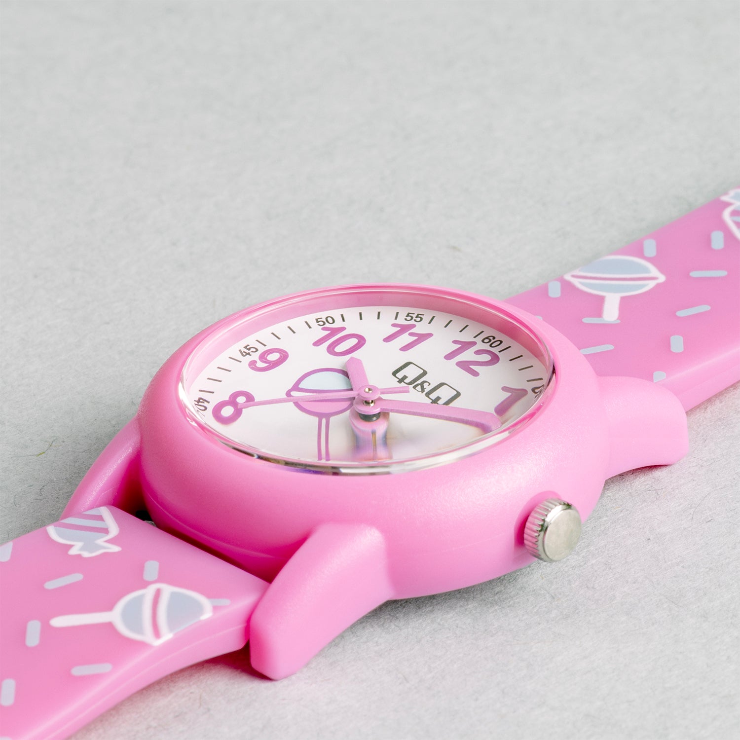 Q&Q QQ V22A-003VY ピンク ホワイト文字盤 アナログ キッズ 腕時計 斜め