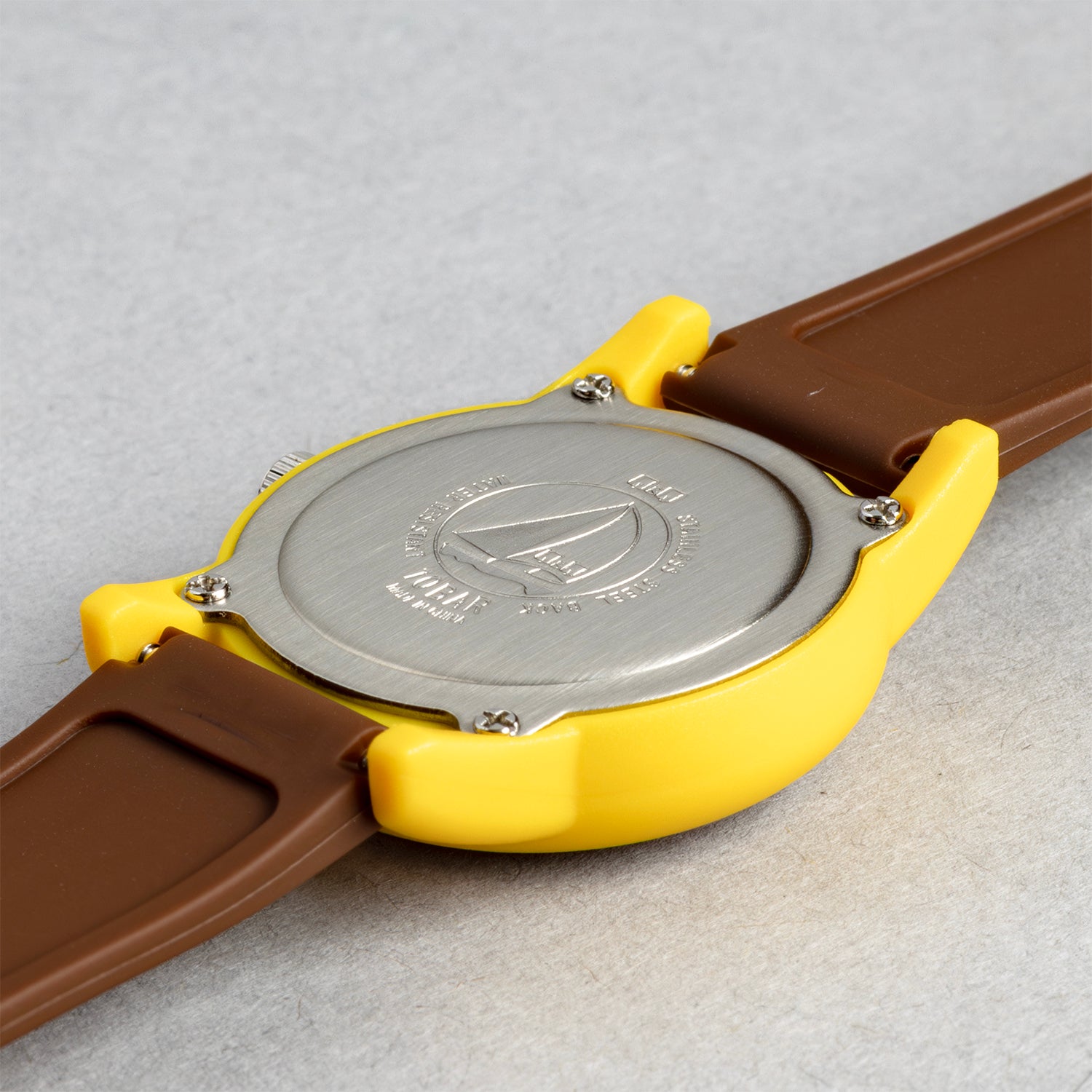 Q&Q QQ V22A-019VY ブラウン ホワイト文字盤 アナログ キッズ 腕時計 ケースバック