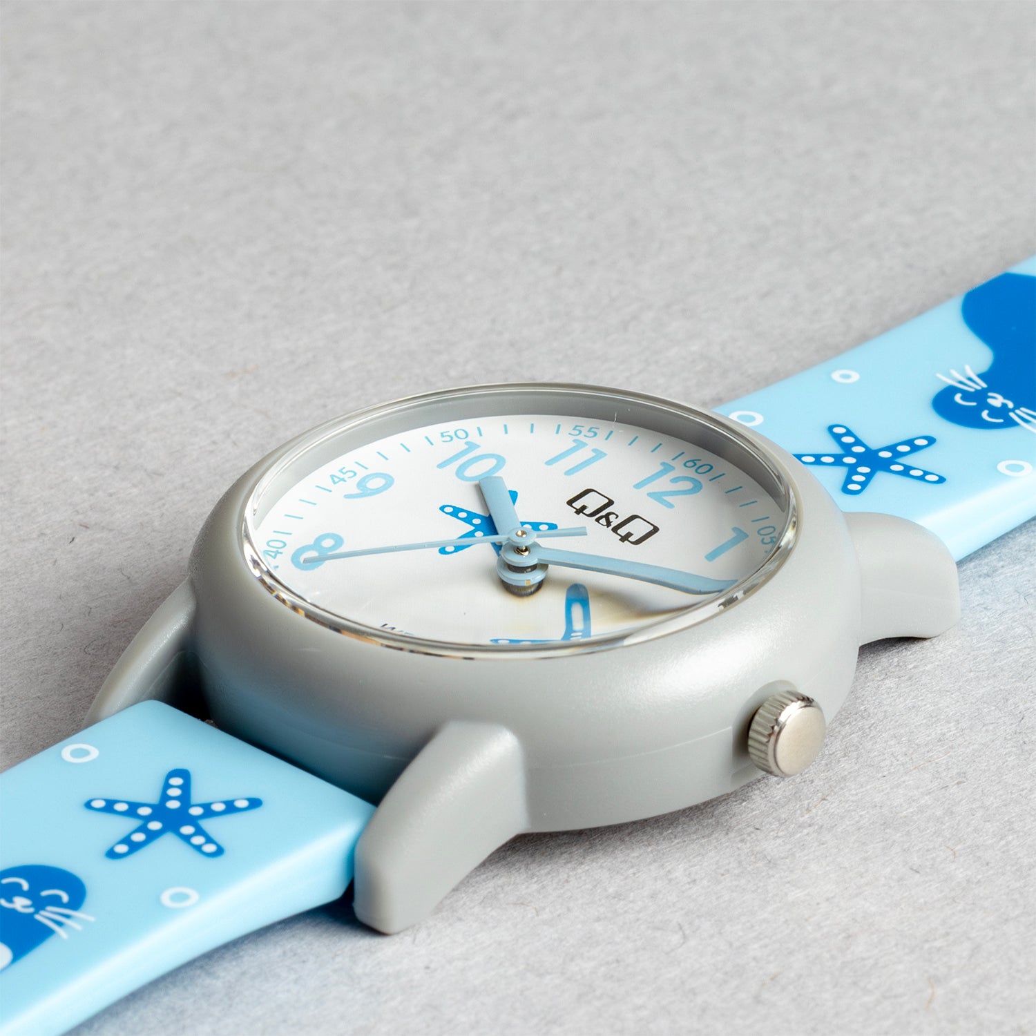 Q&Q QQ V23A-002VY ブルー ホワイト文字盤 アナログ キッズ 腕時計 斜め