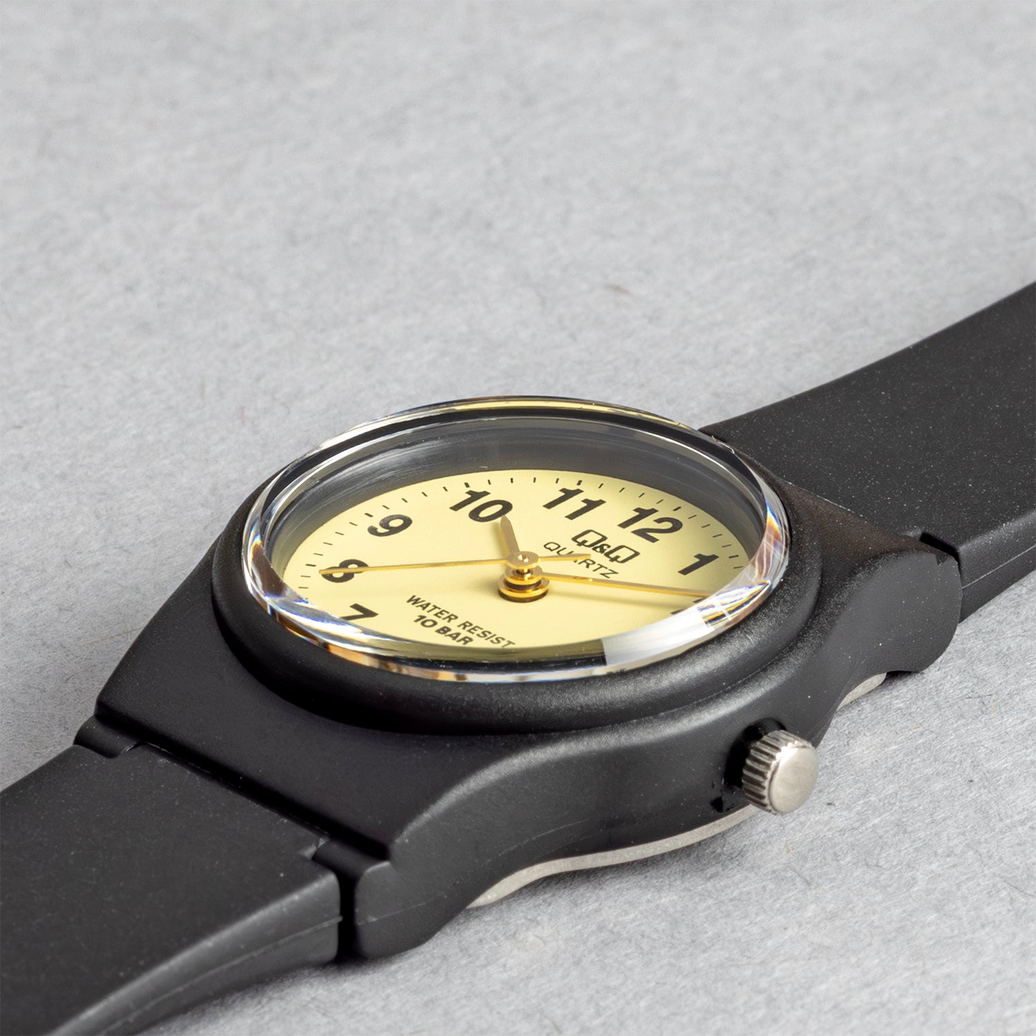 Q&Q シチズン VP47J008Y ブラック イエロー文字盤 アナログ レディース 腕時計