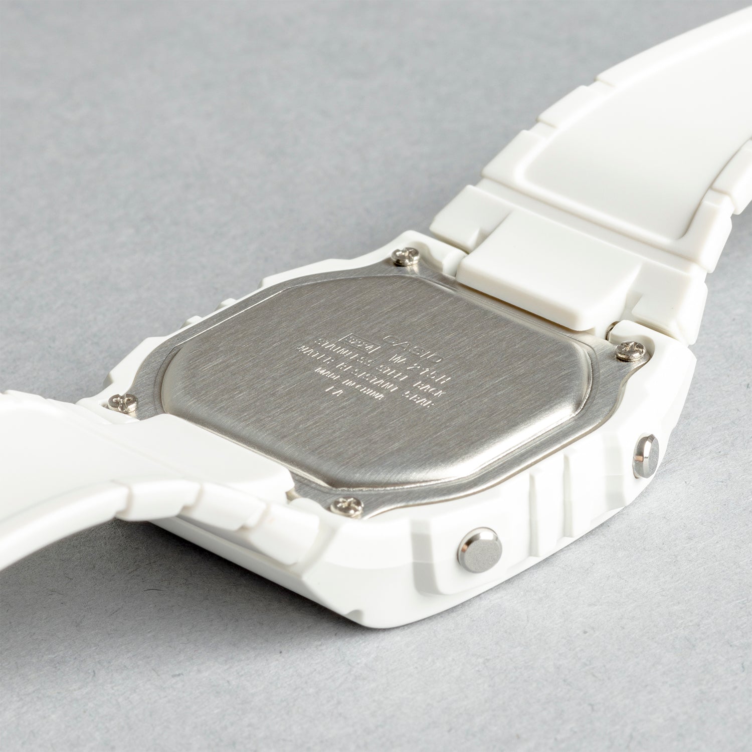 CASIO カシオ W-215H ホワイト デジタル ユニセックス 腕時計