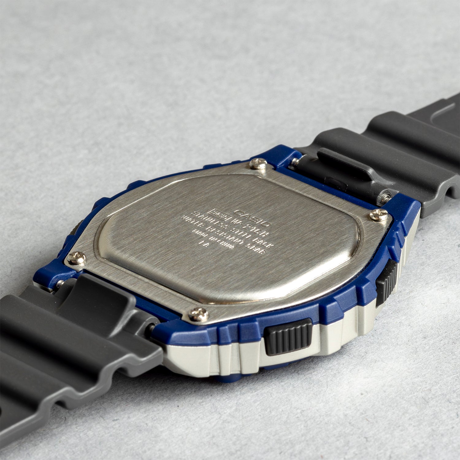 CASIO カシオ W-216H-2A グレー ブラック文字盤 デジタル メンズ 腕時計 ケースバック